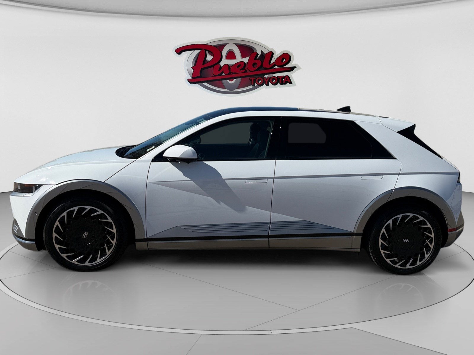 Used 2024 Hyundai IONIQ 5 Limited with VIN KM8KRDDF1RU330526 for sale in Pueblo, CO