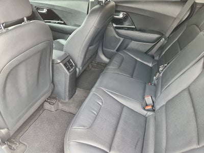 2022 Kia Niro Touring SE
