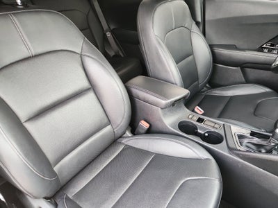 2022 Kia Niro Touring SE