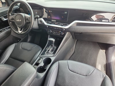 2022 Kia Niro Touring SE