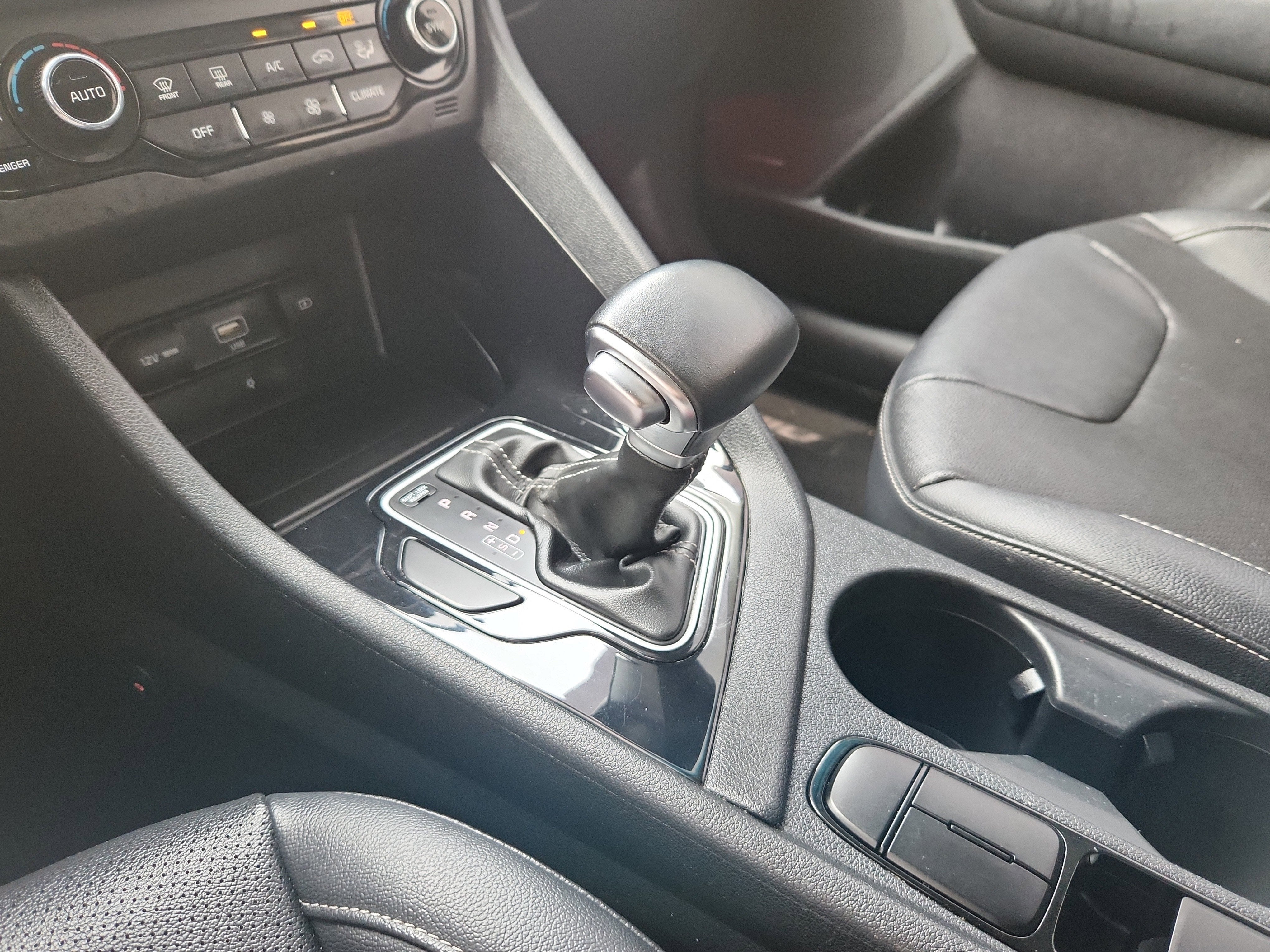 2022 Kia Niro Touring SE