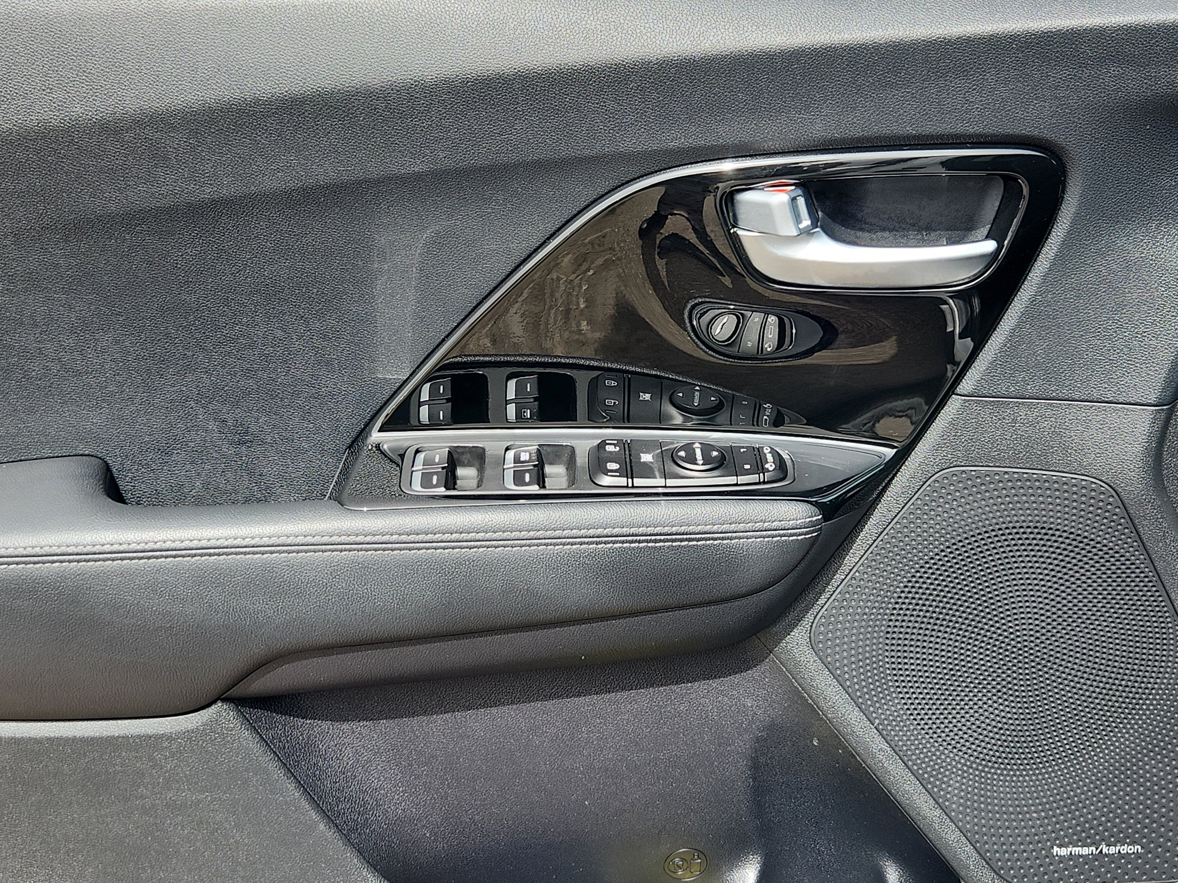 2022 Kia Niro Touring SE
