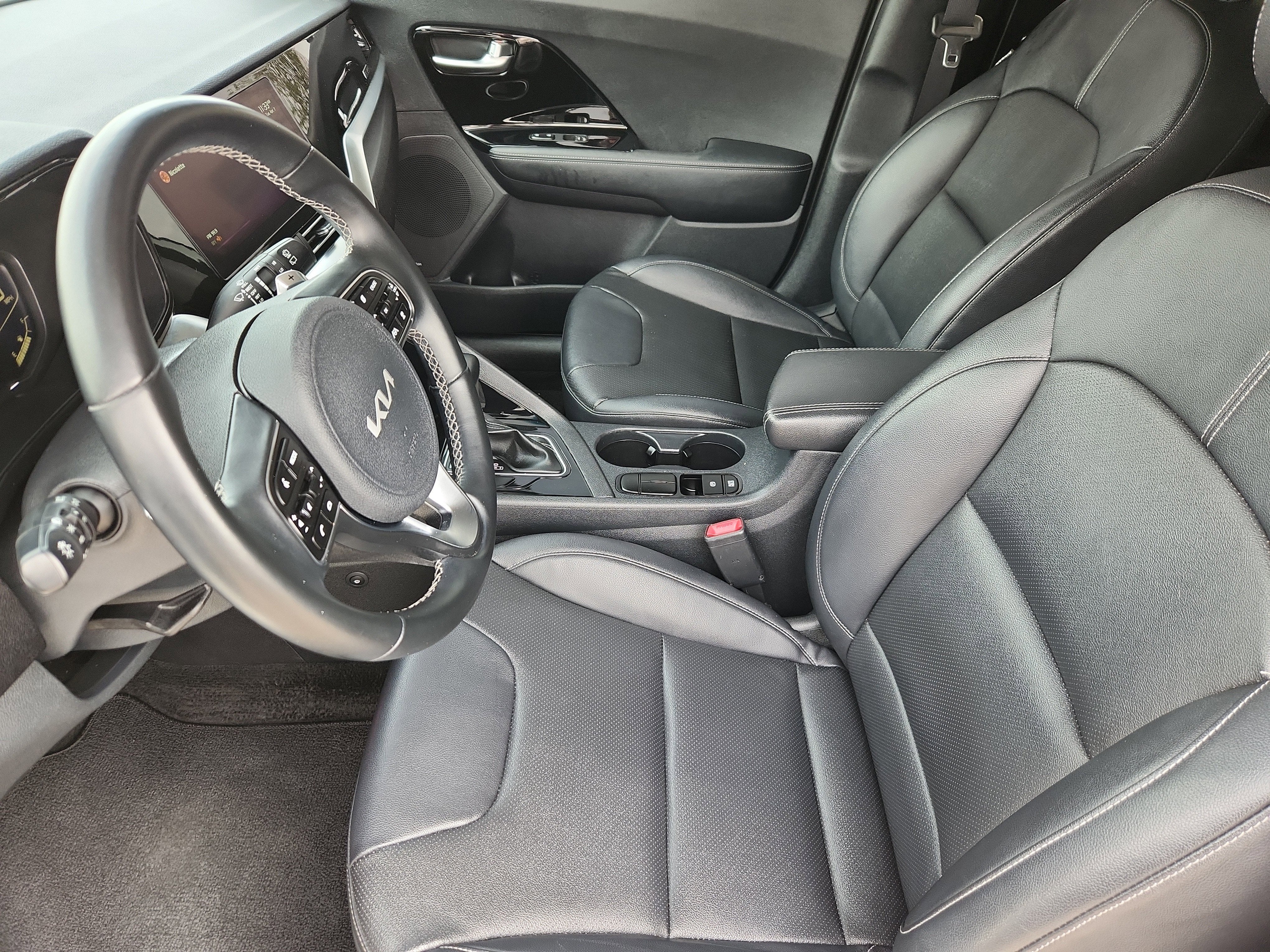 2022 Kia Niro Touring SE