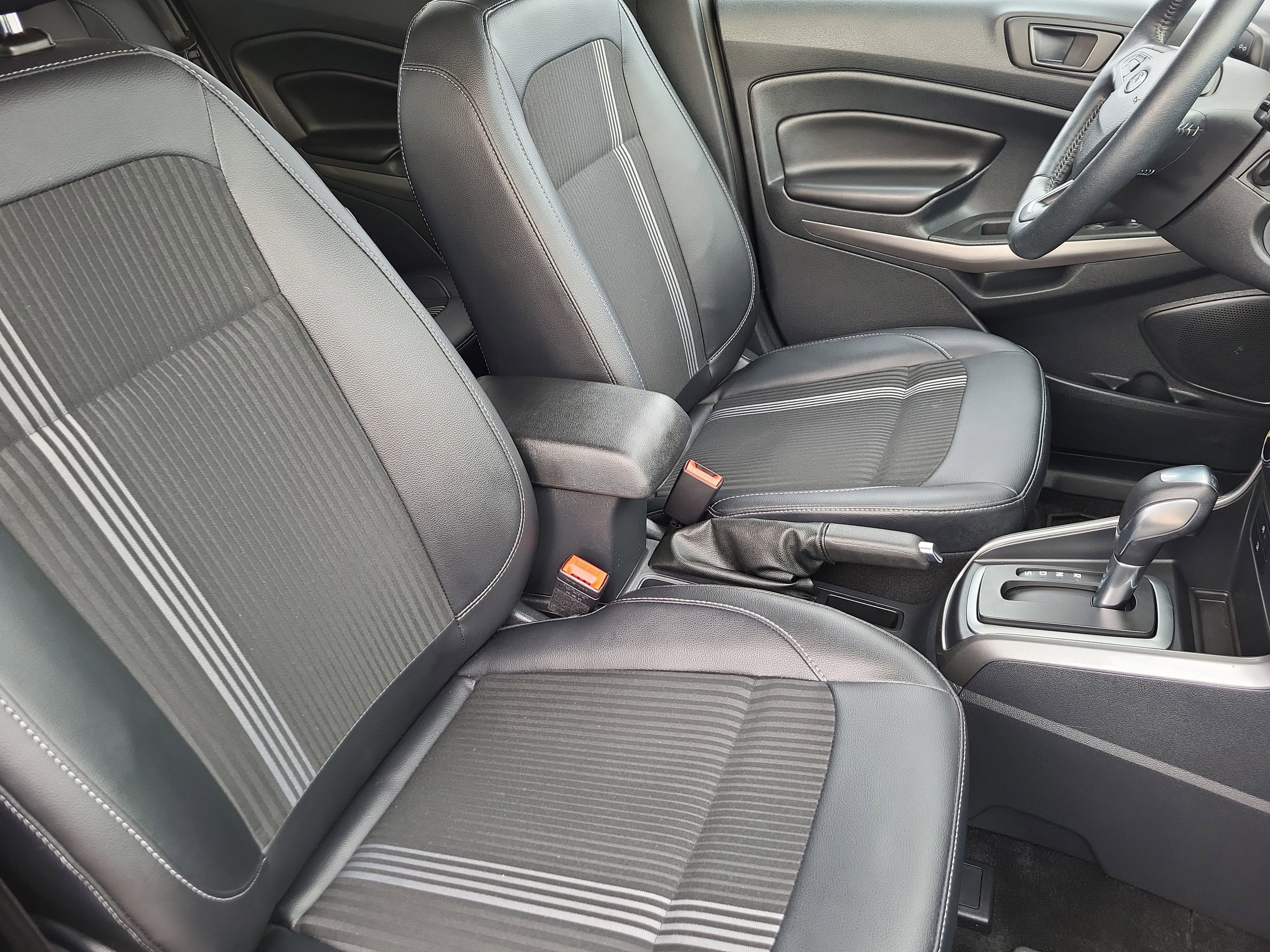 2020 Ford EcoSport SES