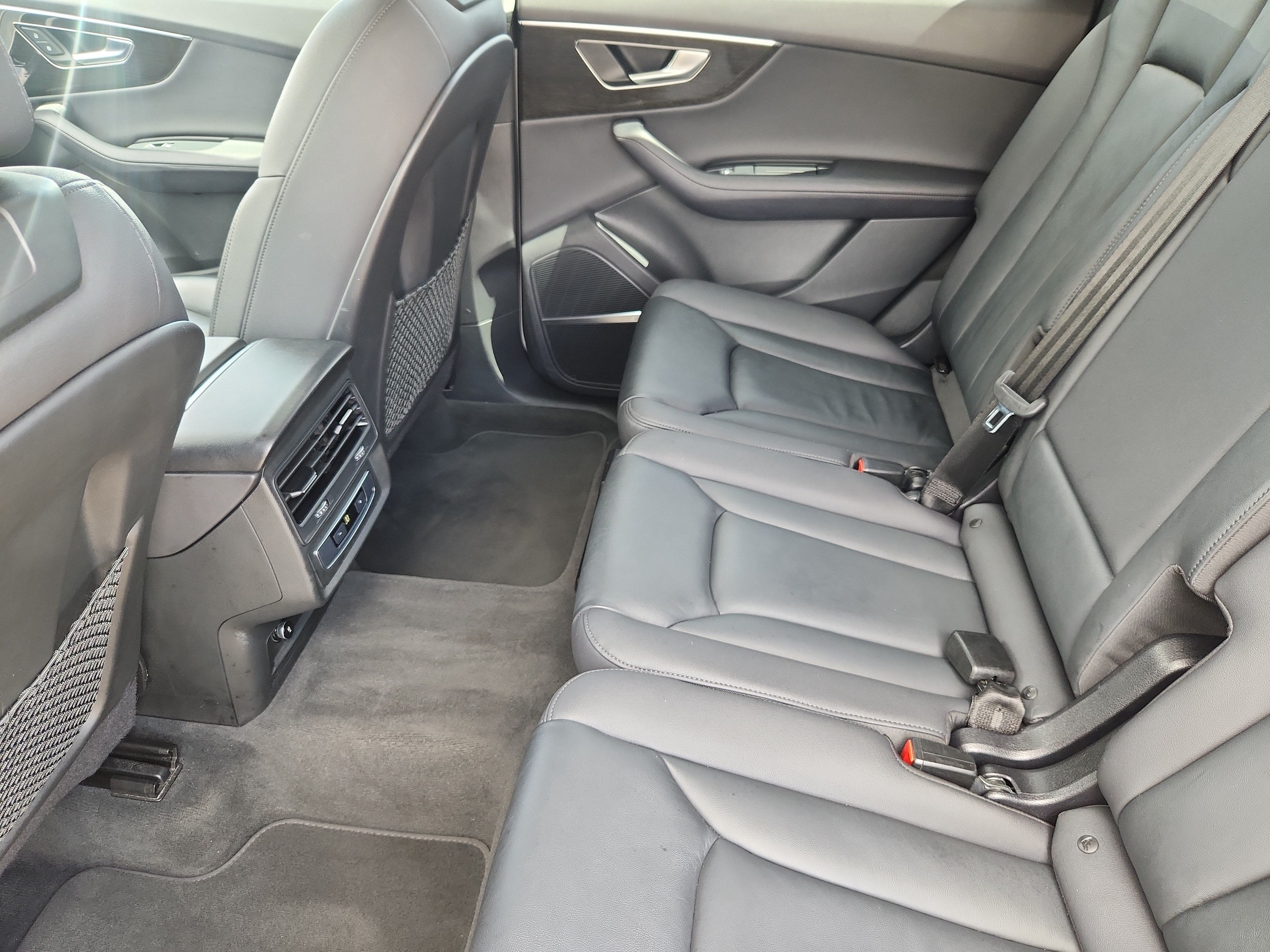 2024 Audi Q7 Premium Plus