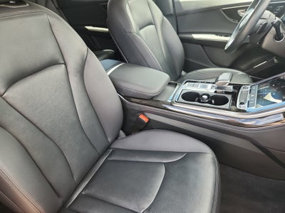 2024 Audi Q7 Premium Plus