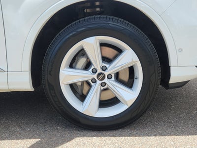 2024 Audi Q7 Premium Plus
