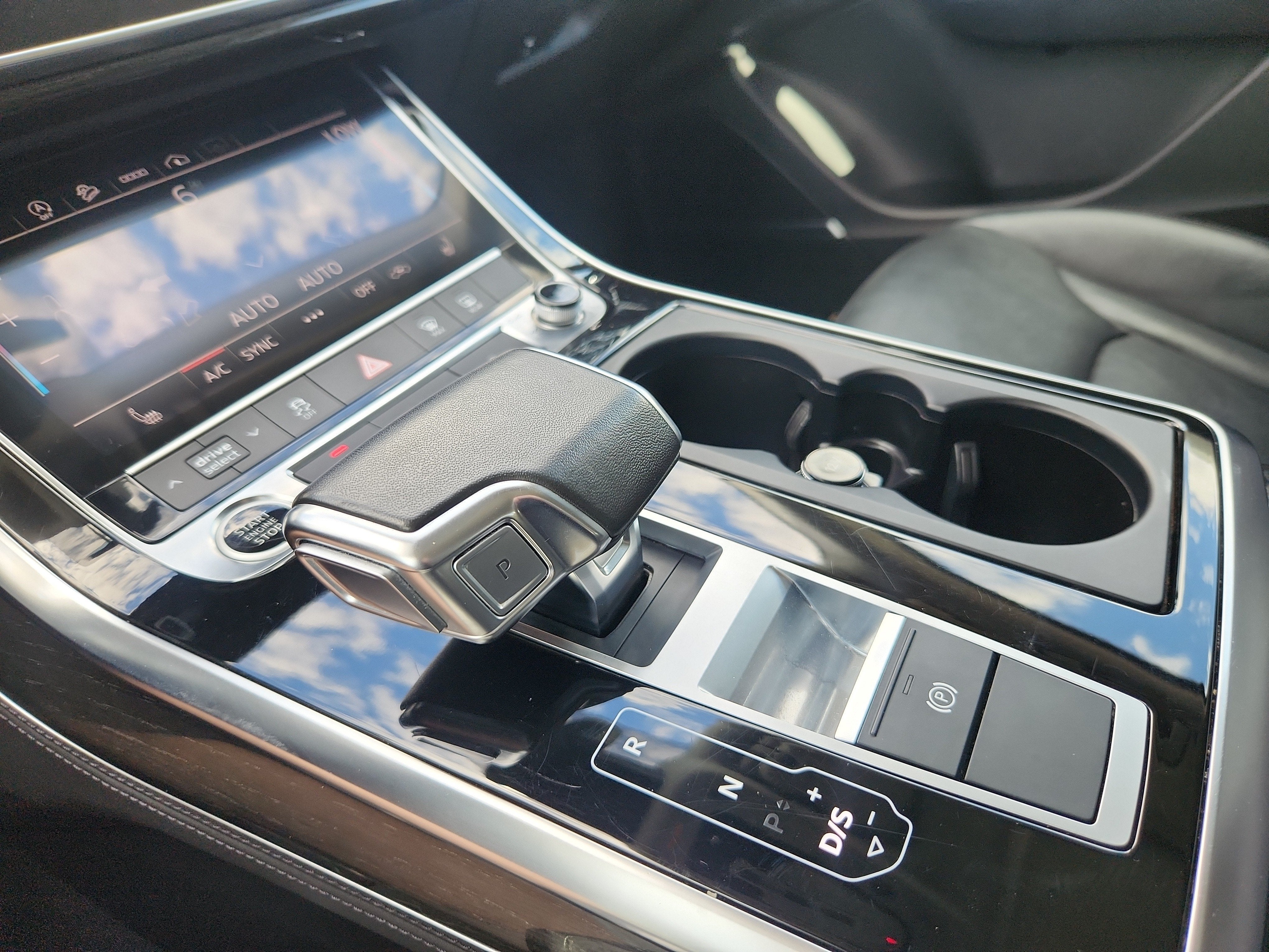 2024 Audi Q7 Premium Plus