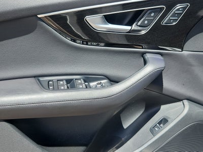 2024 Audi Q7 Premium Plus