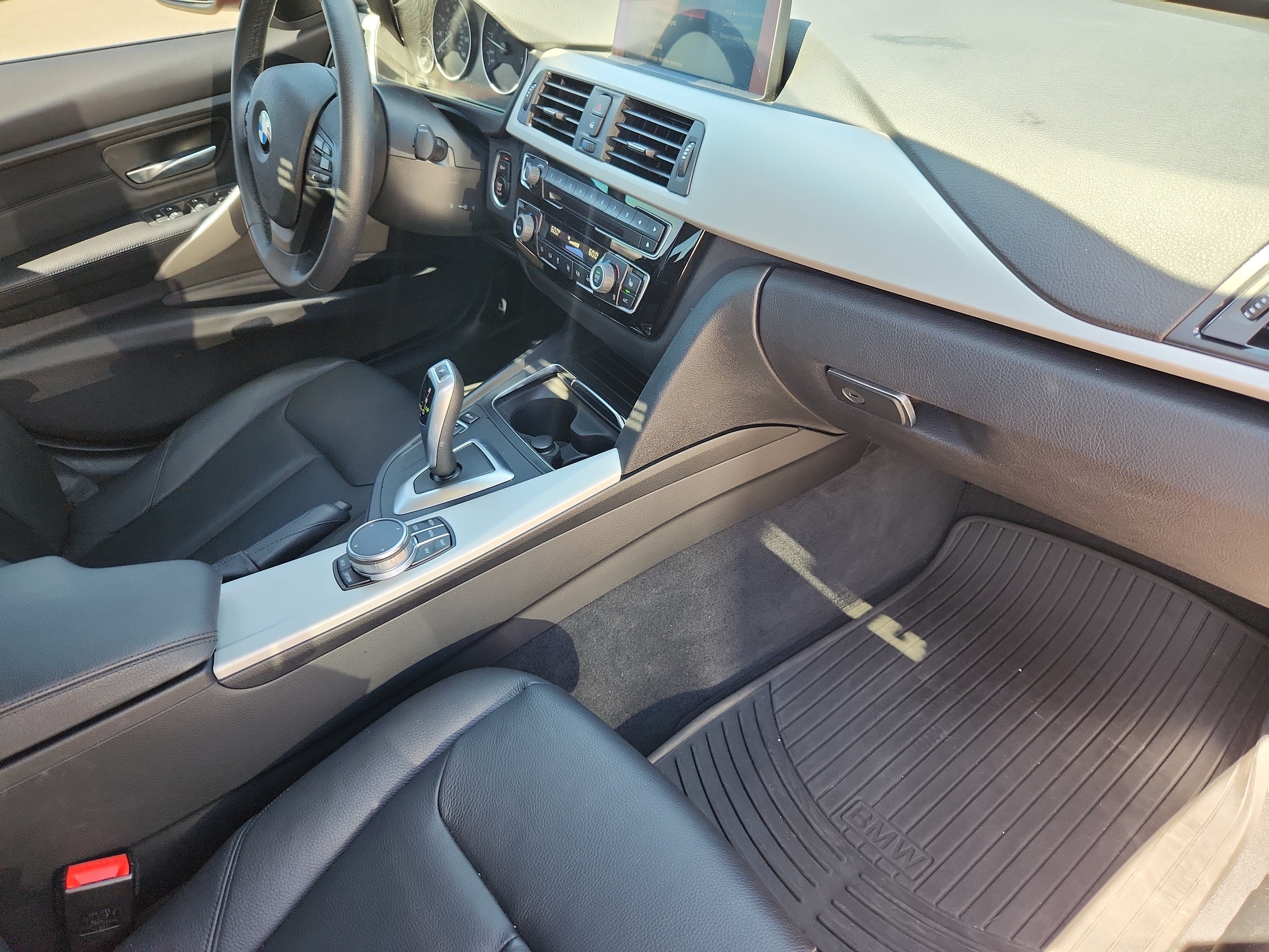 2018 BMW 3 Series 320i xDrive