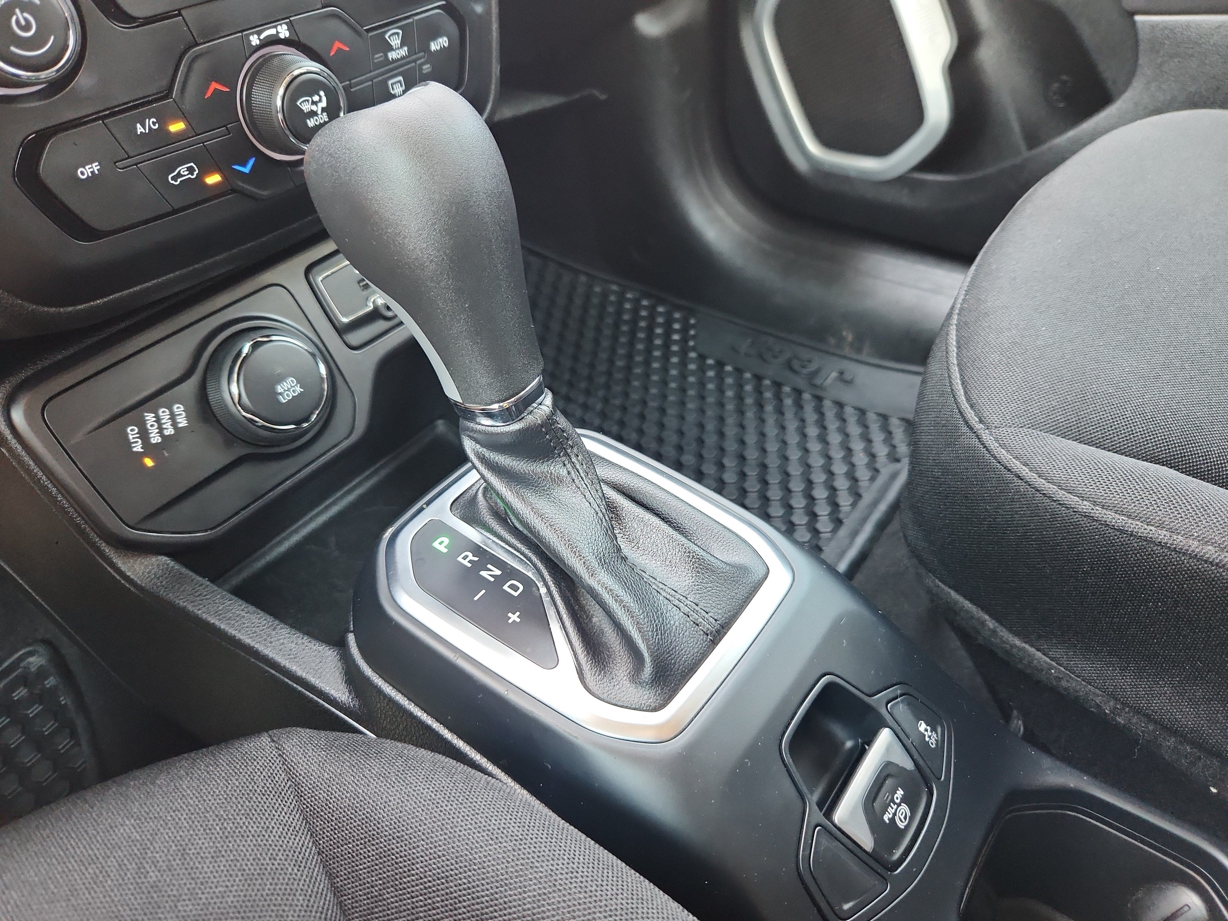 2019 Jeep Renegade Latitude