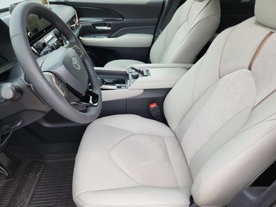 2026 Toyota Grand Highlander Hybrid MAX Platinum