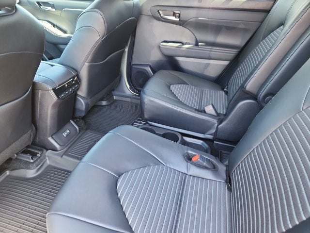 2026 Toyota Highlander XSE