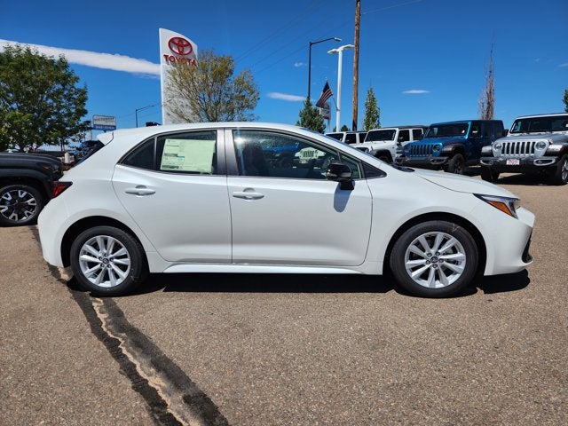 2027 Toyota Corolla Hatchback SE