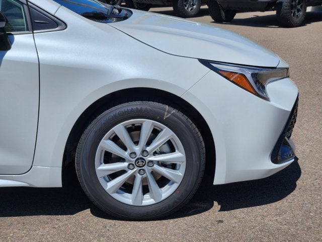 2027 Toyota Corolla Hatchback SE