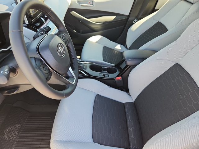 2027 Toyota Corolla Hatchback SE