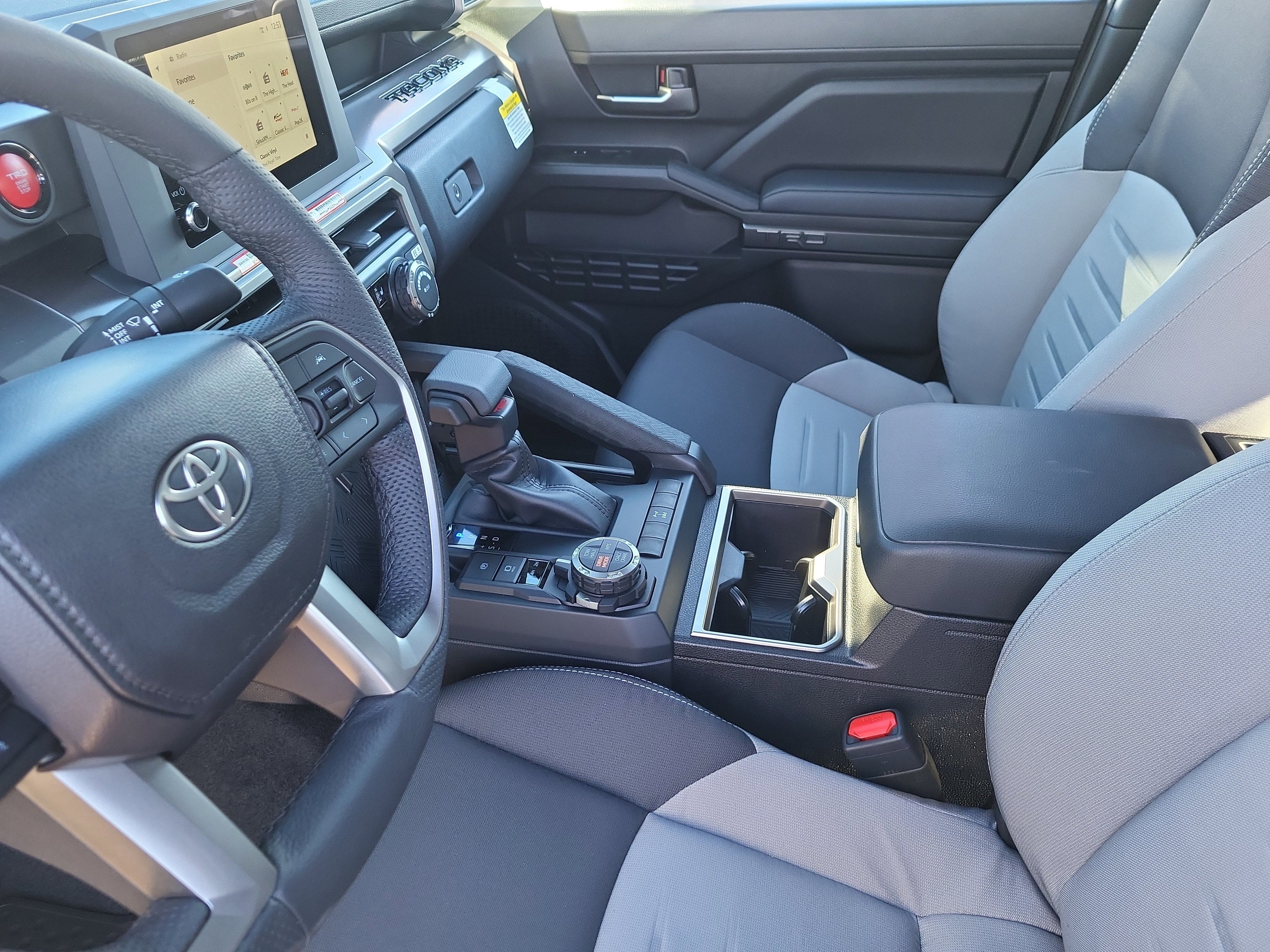 2025 Toyota Tacoma TRD Off-Road