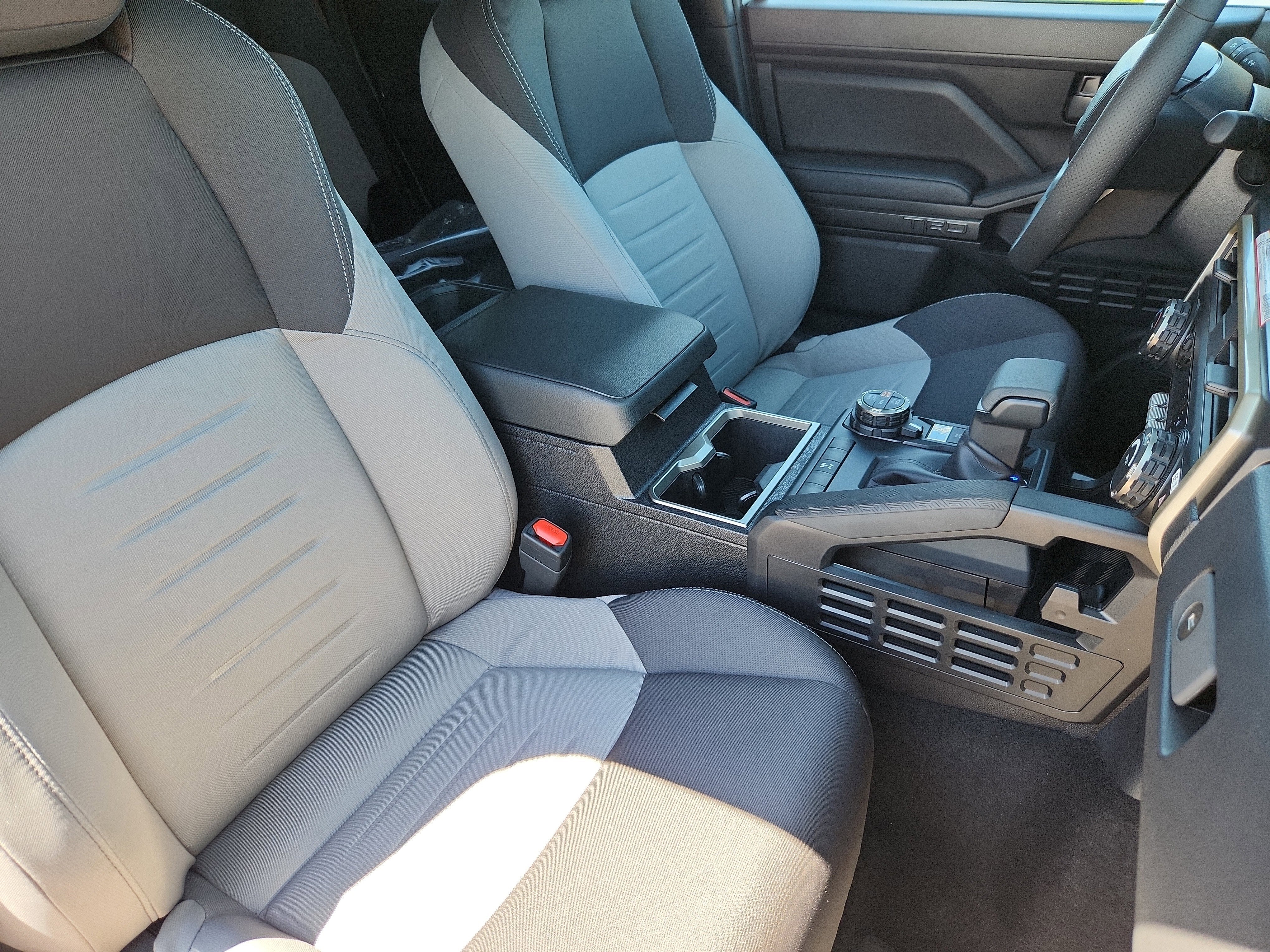 2026 Toyota Tacoma TRD Off Road Double Cab 5' Bed AT