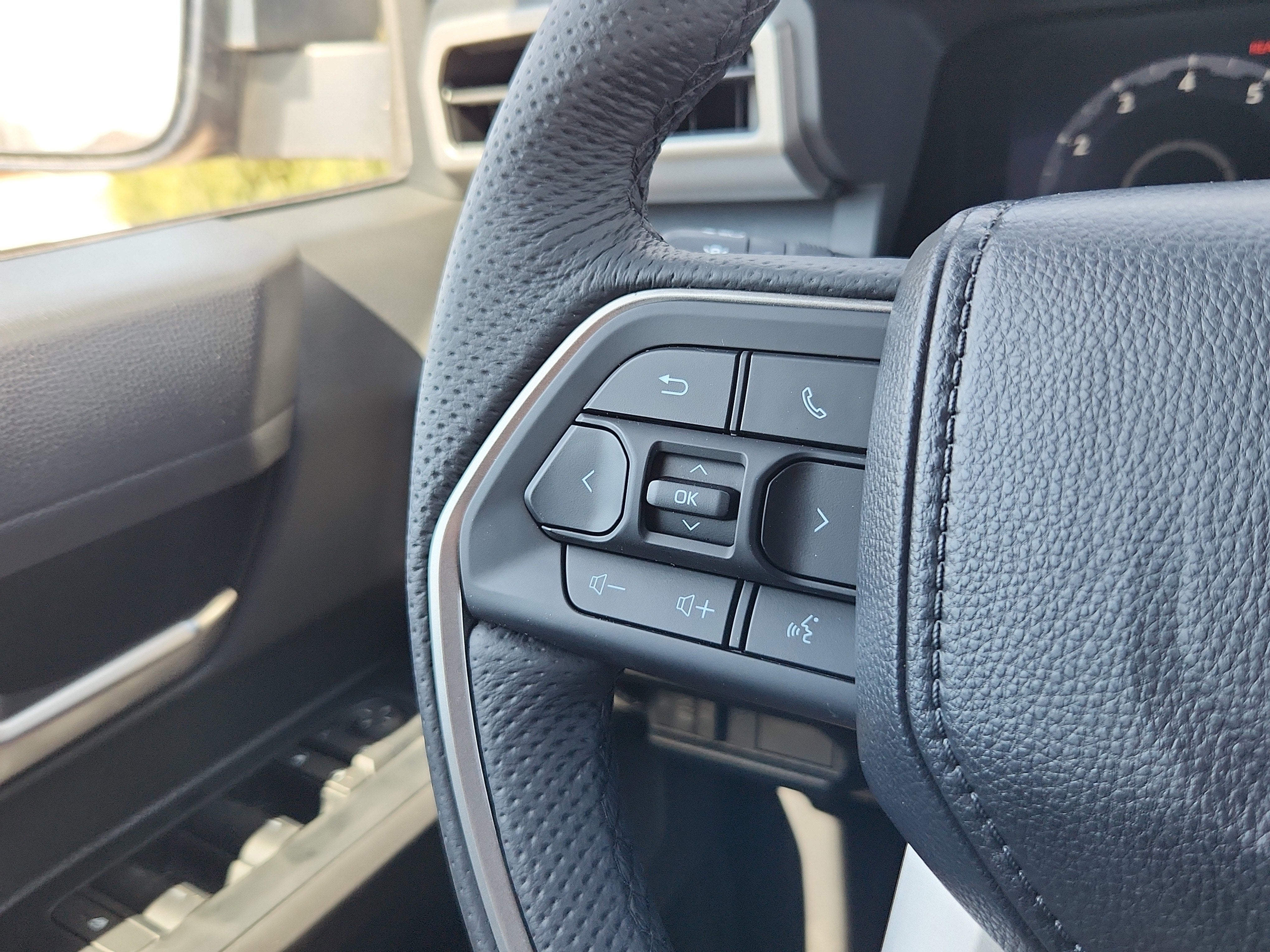 2026 Toyota Tacoma TRD Off Road Double Cab 5' Bed AT