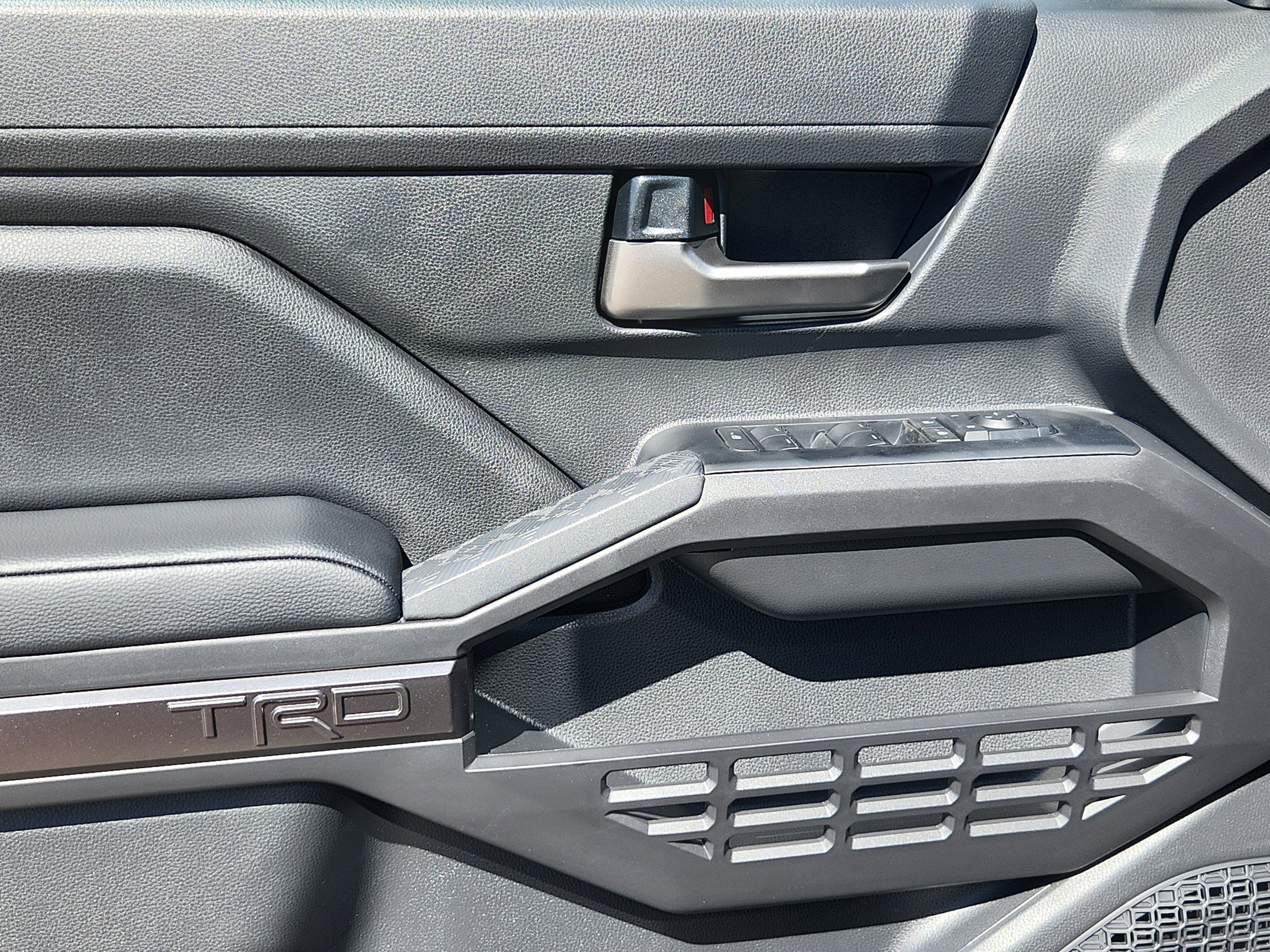 2026 Toyota Tacoma TRD Off Road Double Cab 5' Bed AT