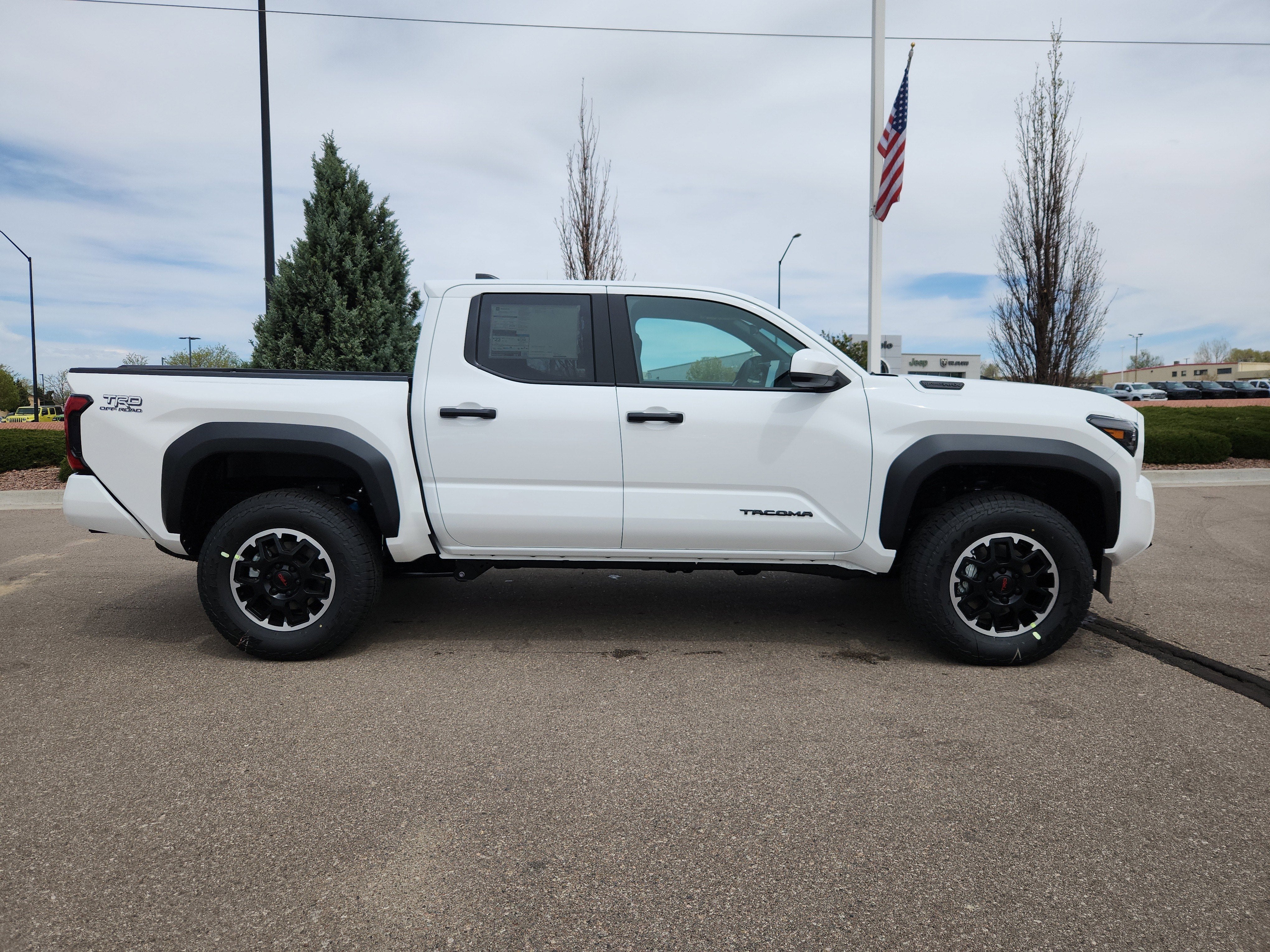 2026 Toyota Tacoma i-FORCE MAX TRD Off-Road i-FORCE MAX