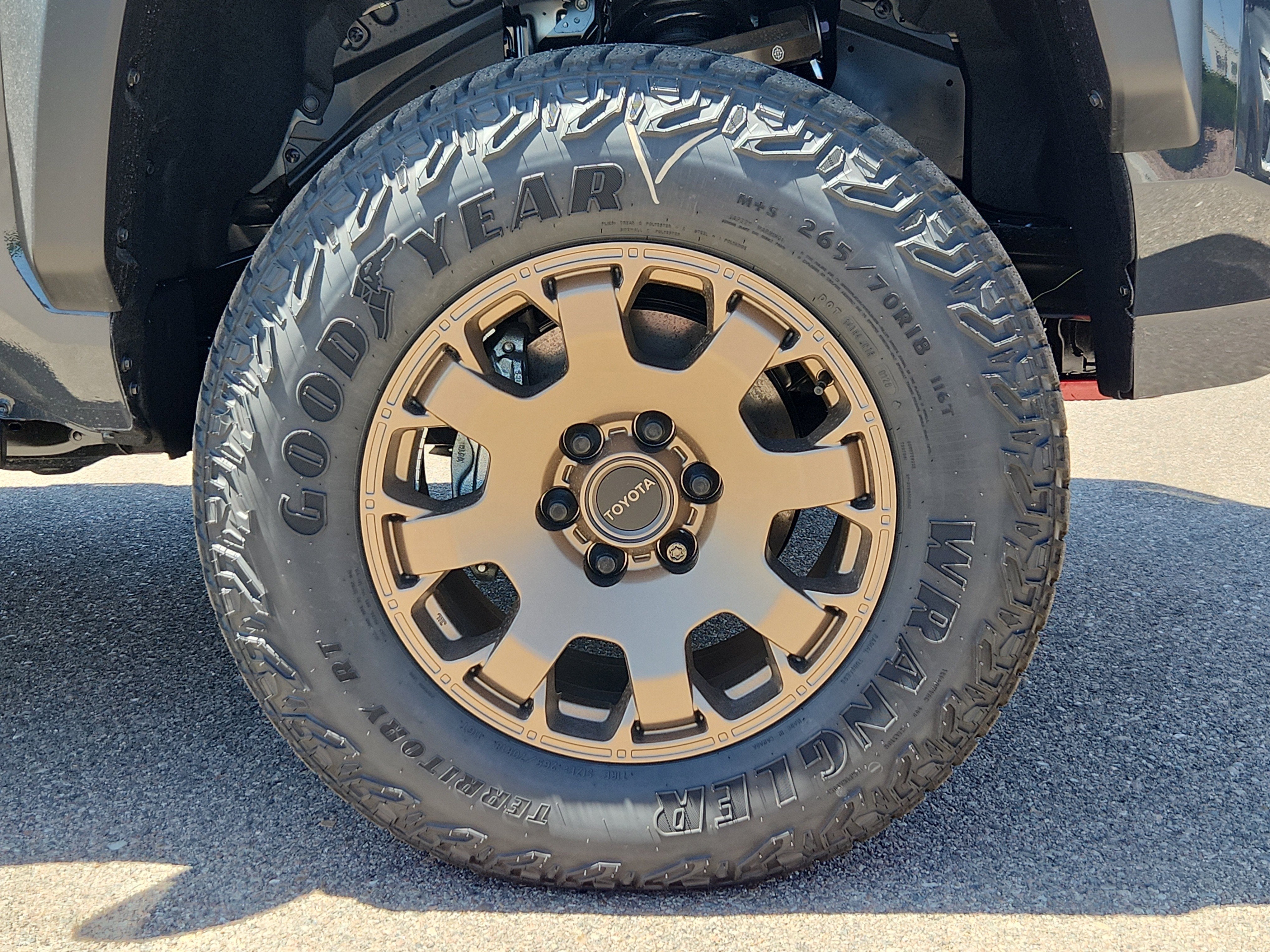 2026 Toyota Tacoma i-FORCE MAX Trailhunter