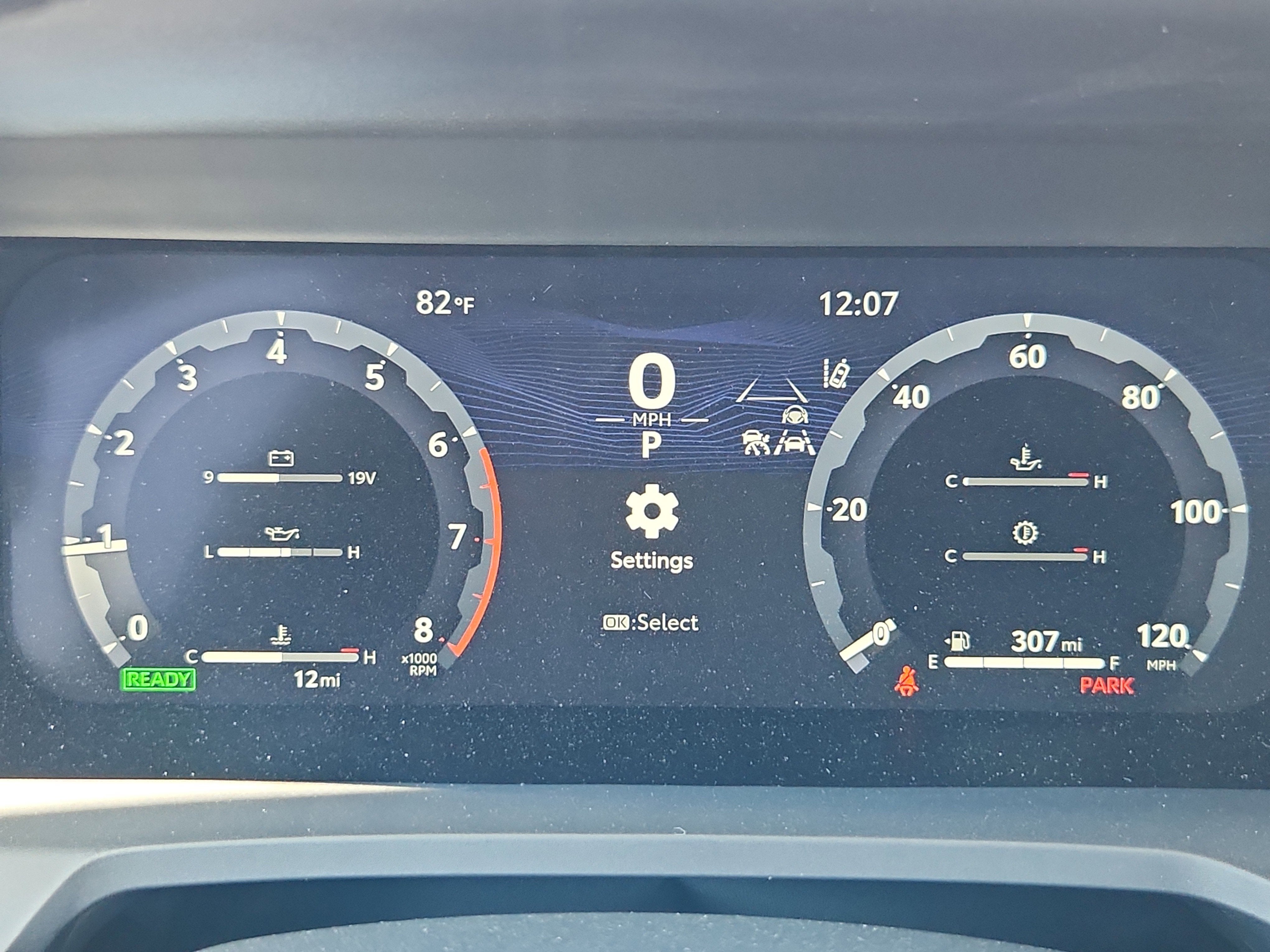 2026 Toyota Tacoma i-FORCE MAX Trailhunter