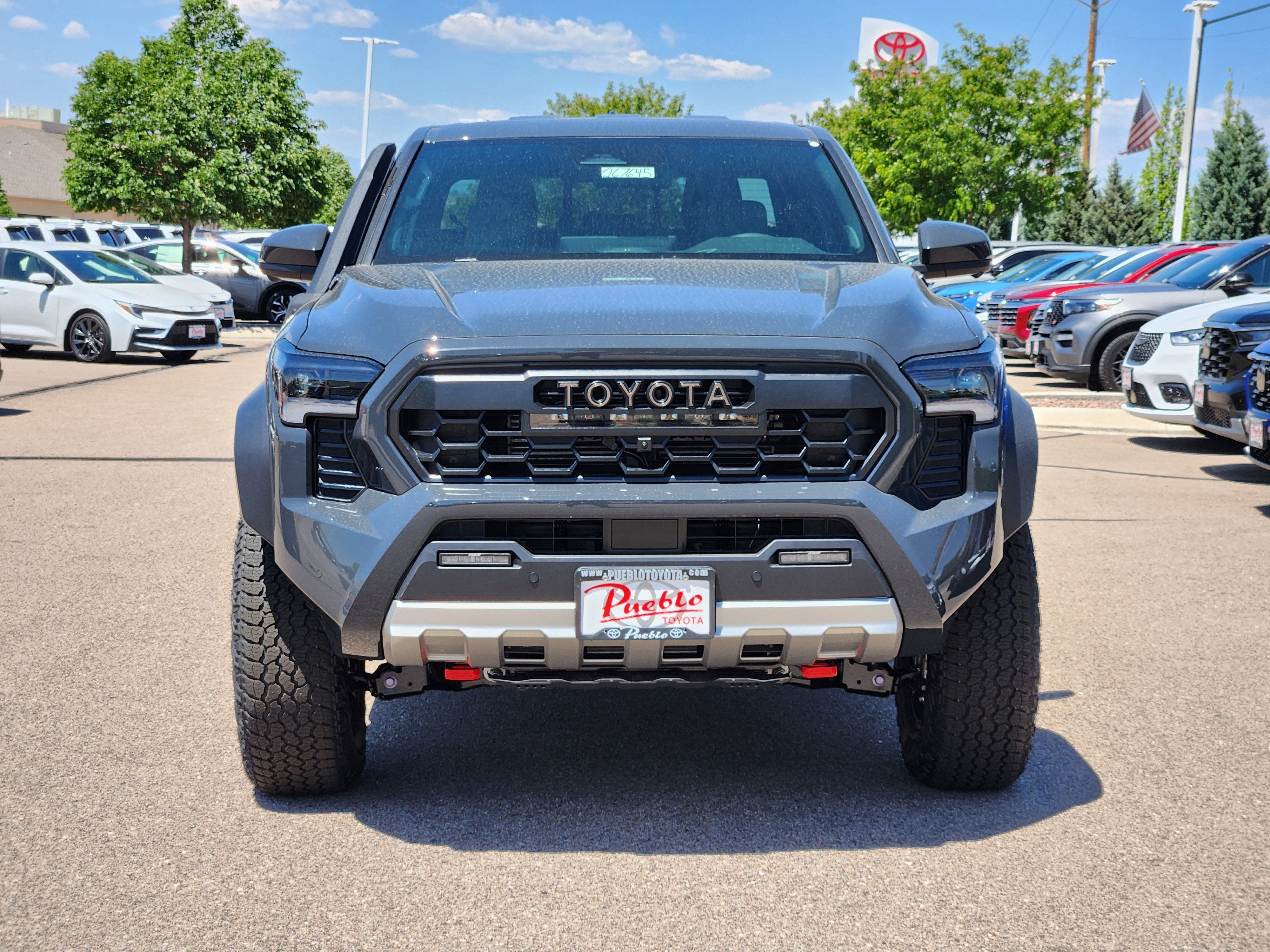 2026 Toyota Tacoma i-FORCE MAX Trailhunter