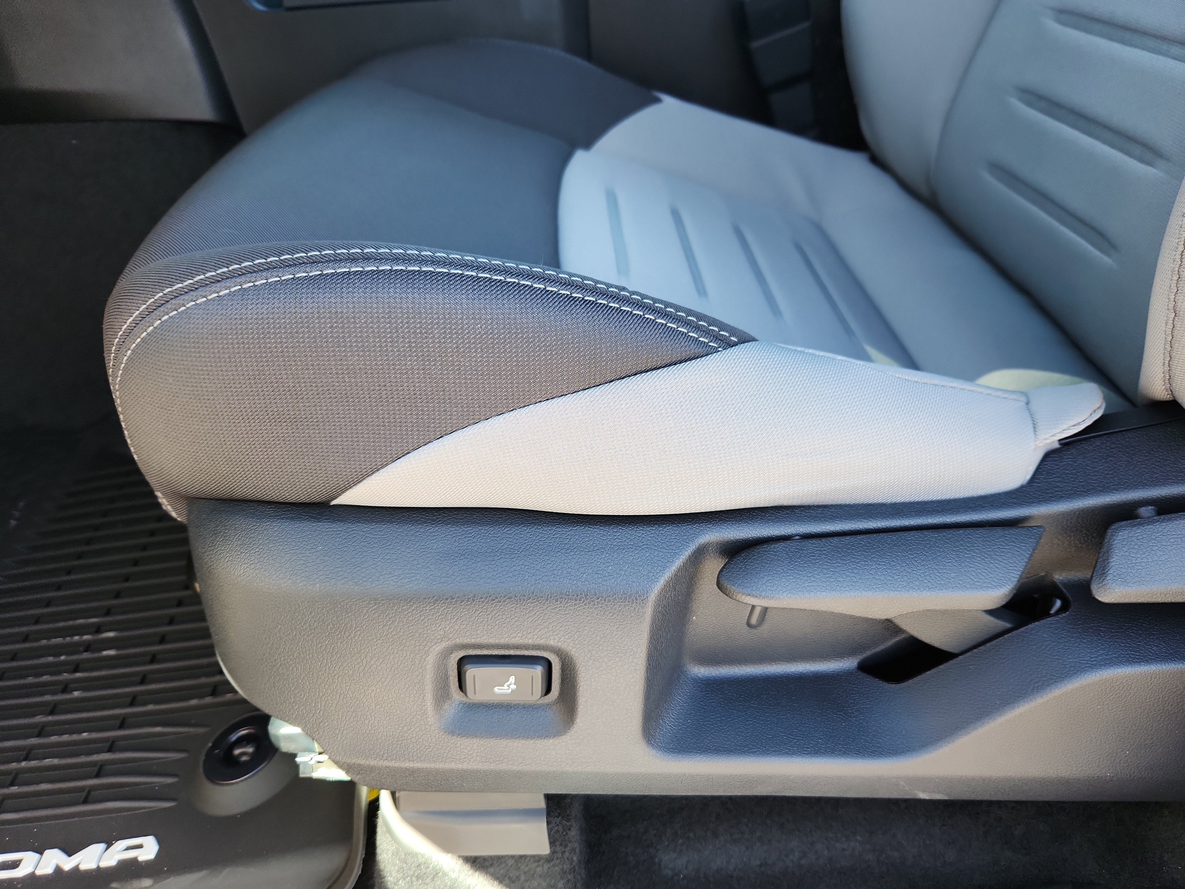 2026 Toyota Tacoma i-FORCE MAX TRD Off-Road i-FORCE MAX