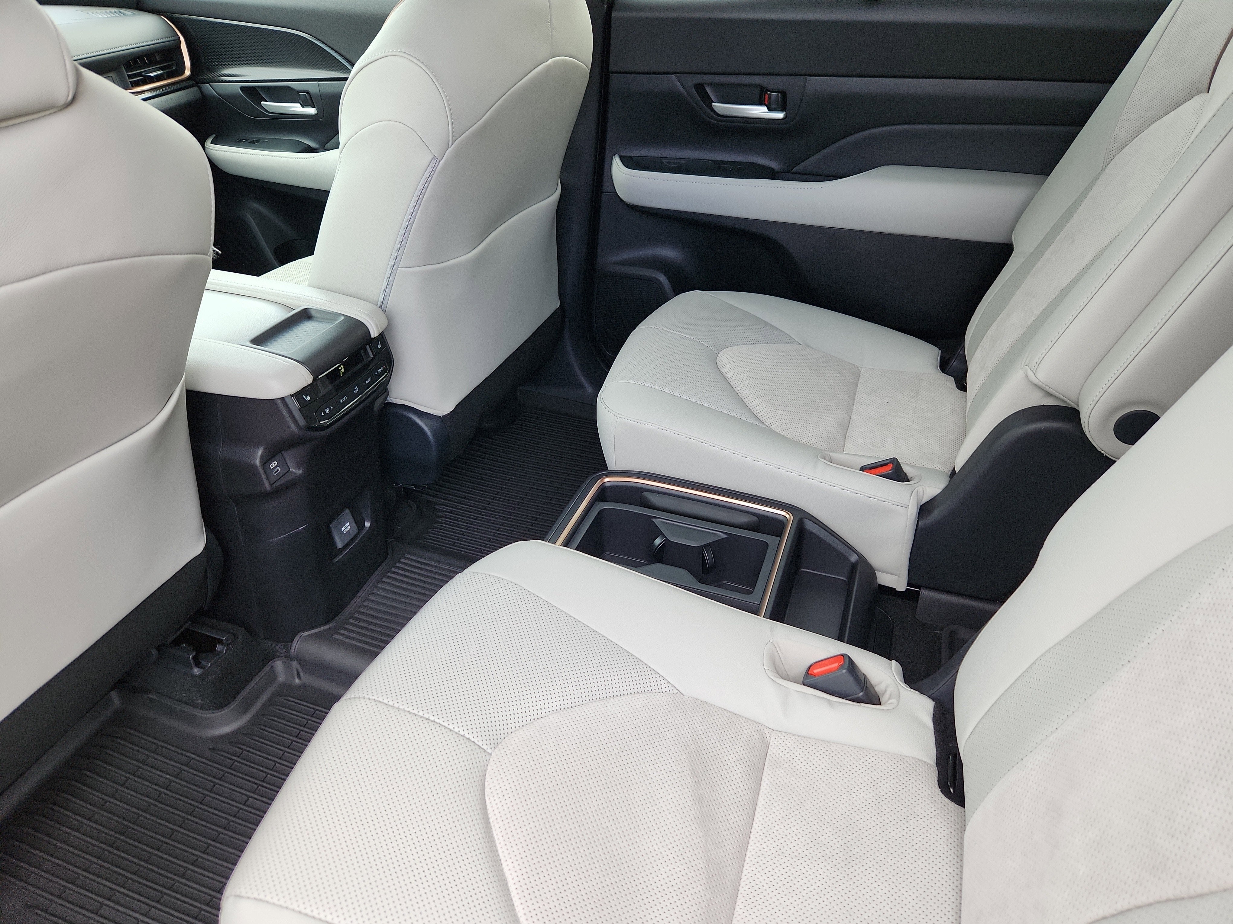 2026 Toyota Grand Highlander Hybrid Hybrid MAX Limited