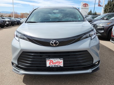 2026 Toyota Sienna Woodland Edition