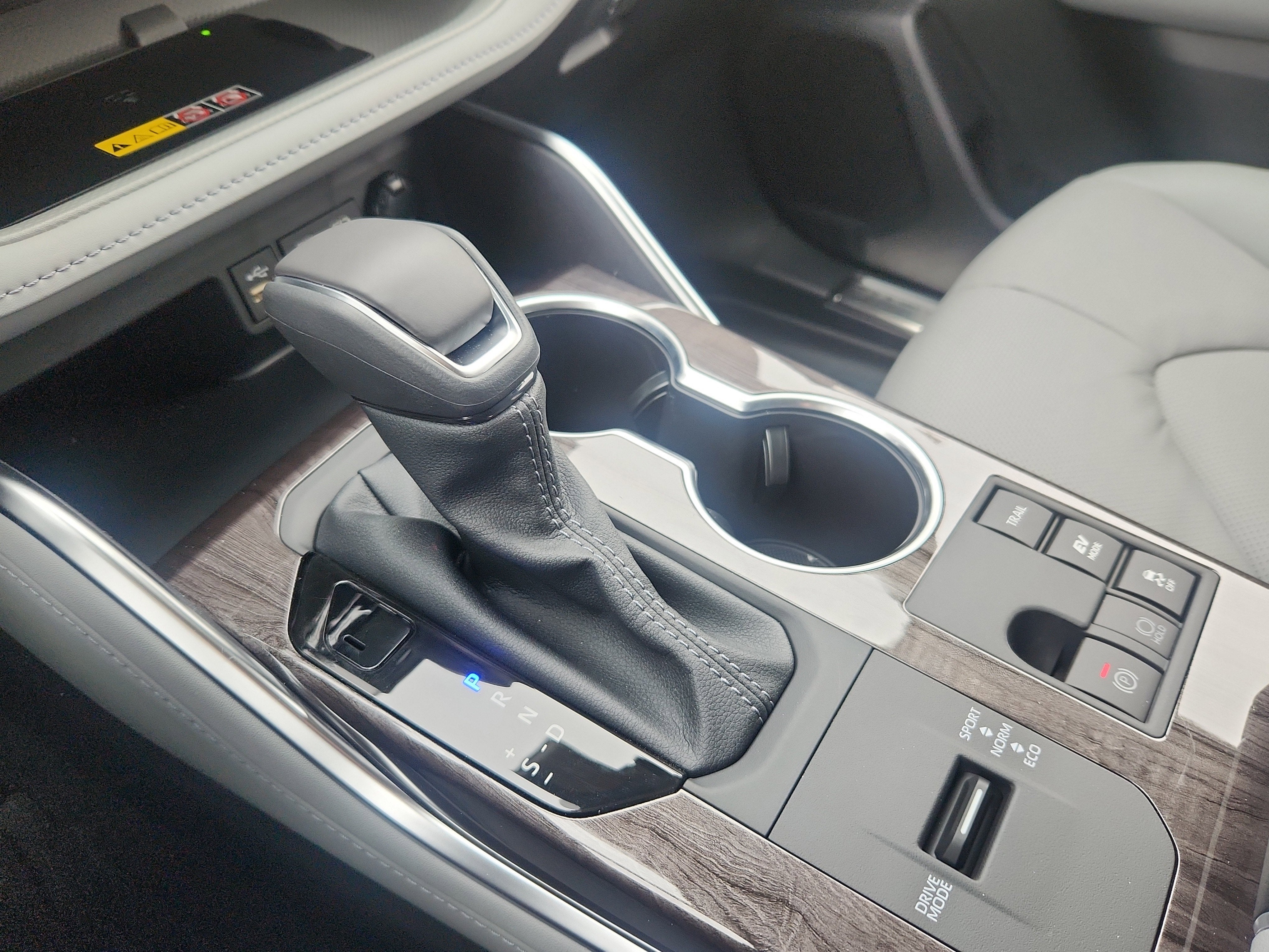 2026 Toyota Highlander Hybrid Hybrid Platinum