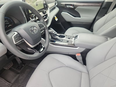 2026 Toyota Highlander Hybrid Hybrid Platinum