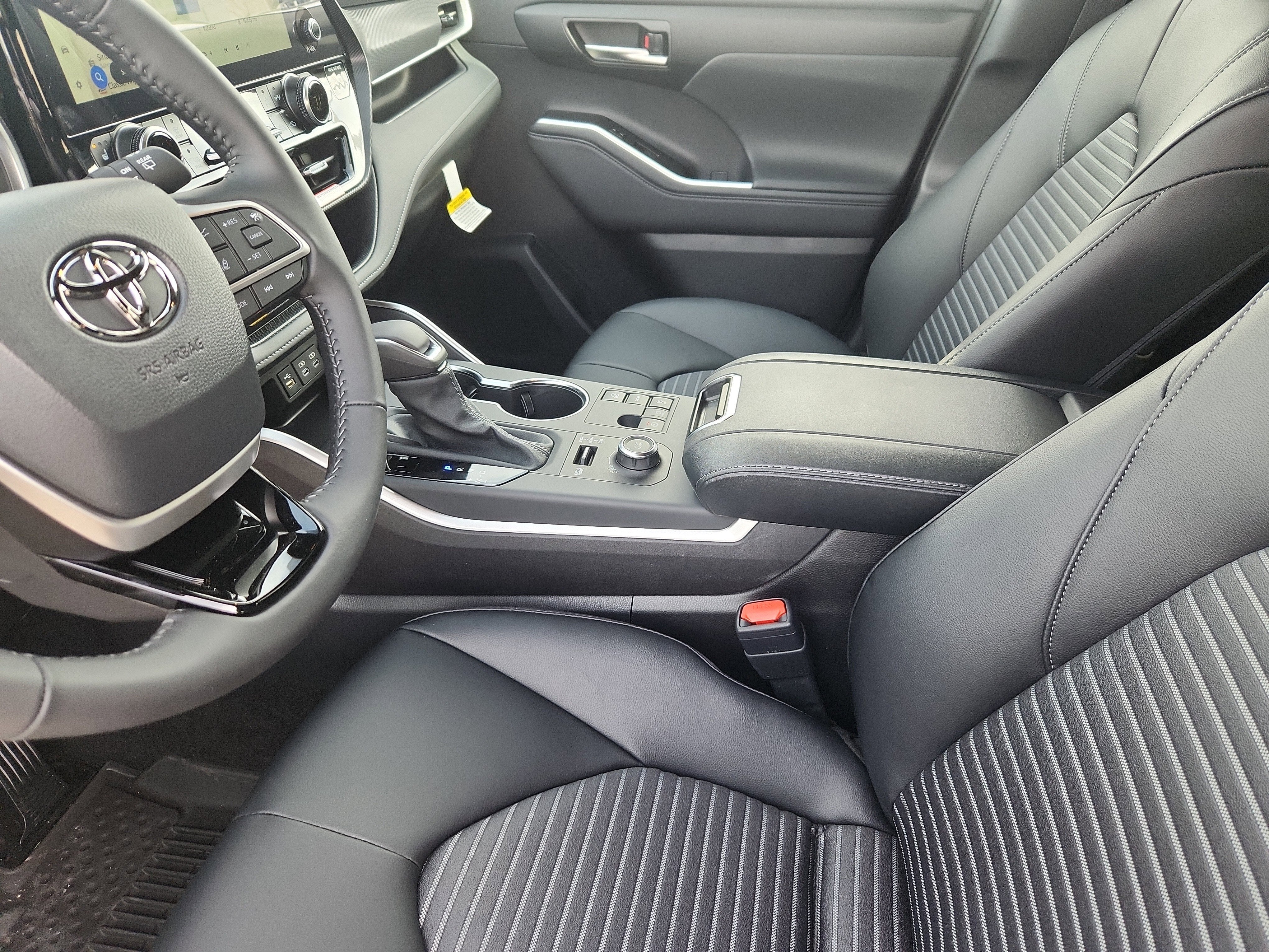 2026 Toyota Highlander XSE