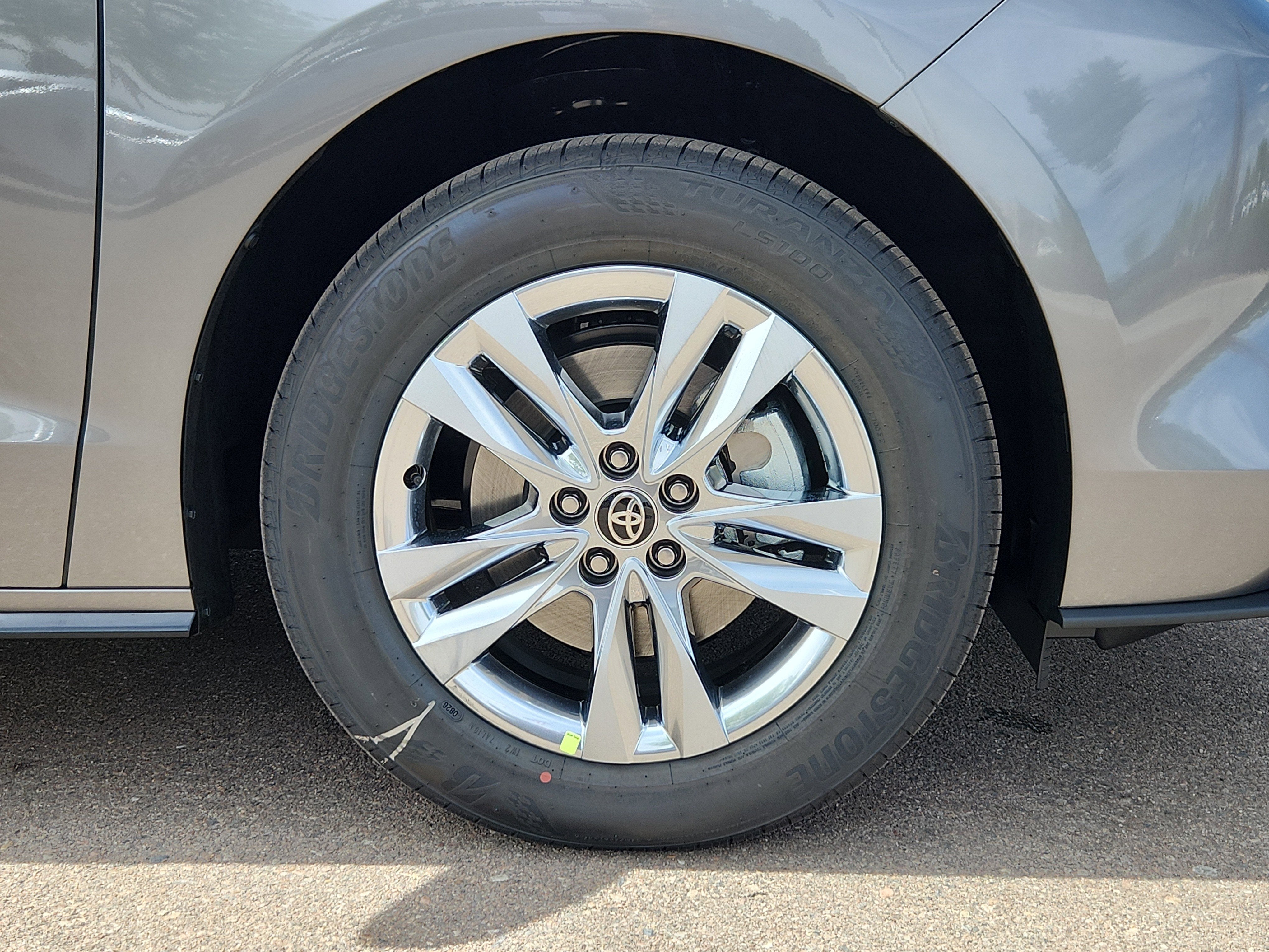2026 Toyota Sienna Limited