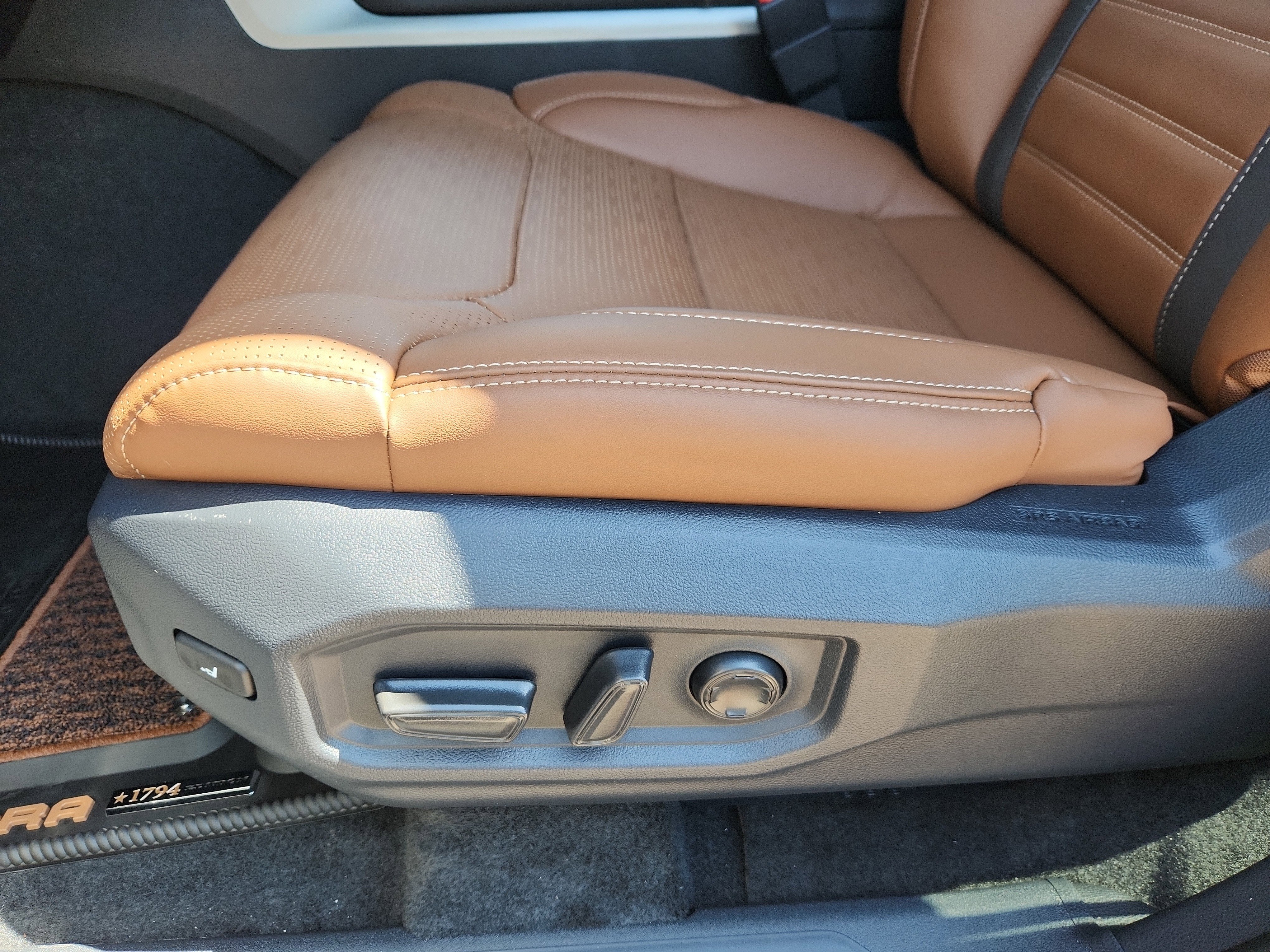 2026 Toyota Tundra i-FORCE MAX 1794 Edition i-FORCE MAX