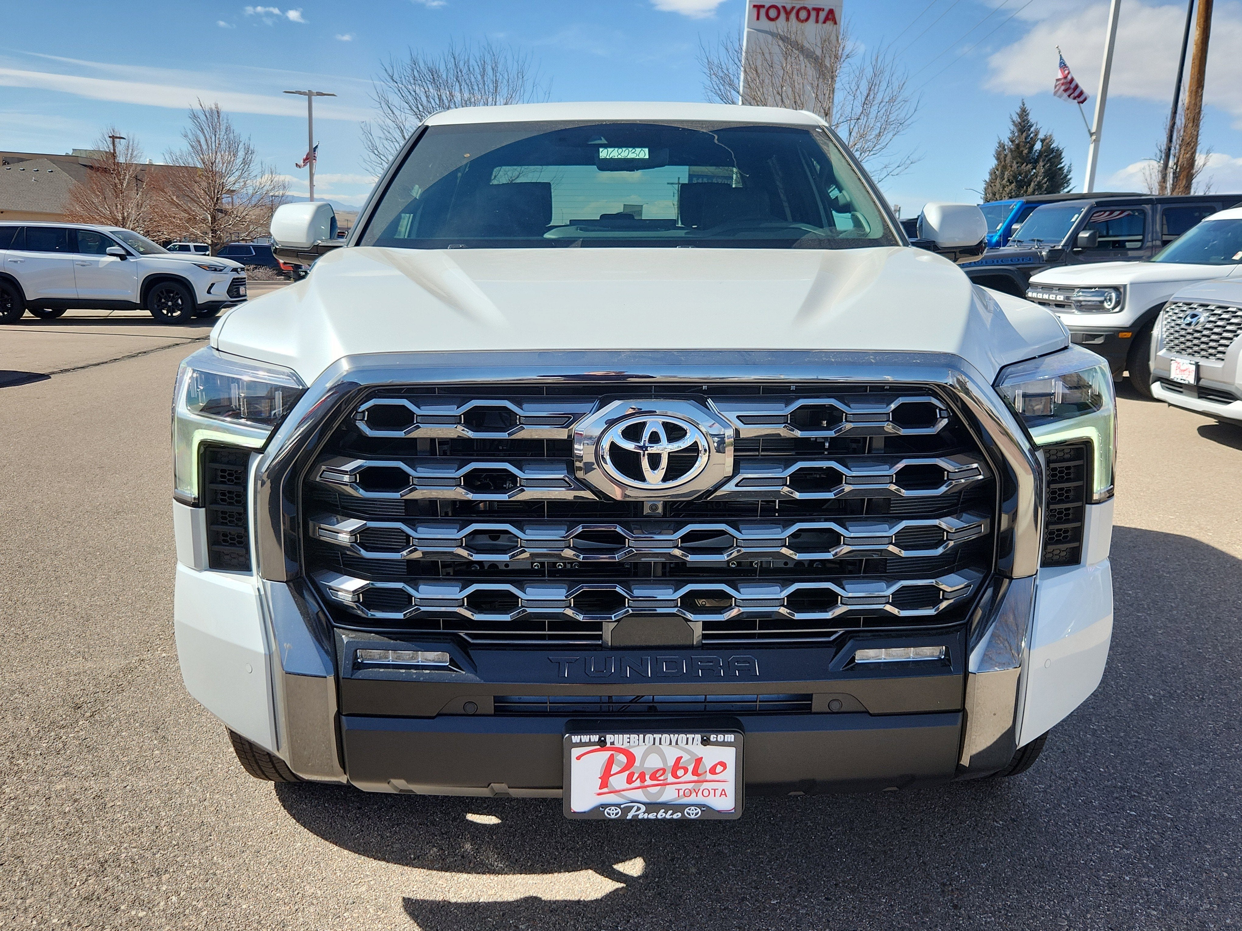 2026 Toyota Tundra i-FORCE MAX Platinum i-FORCE MAX