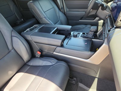 2026 Toyota Tundra i-FORCE MAX Platinum i-FORCE MAX