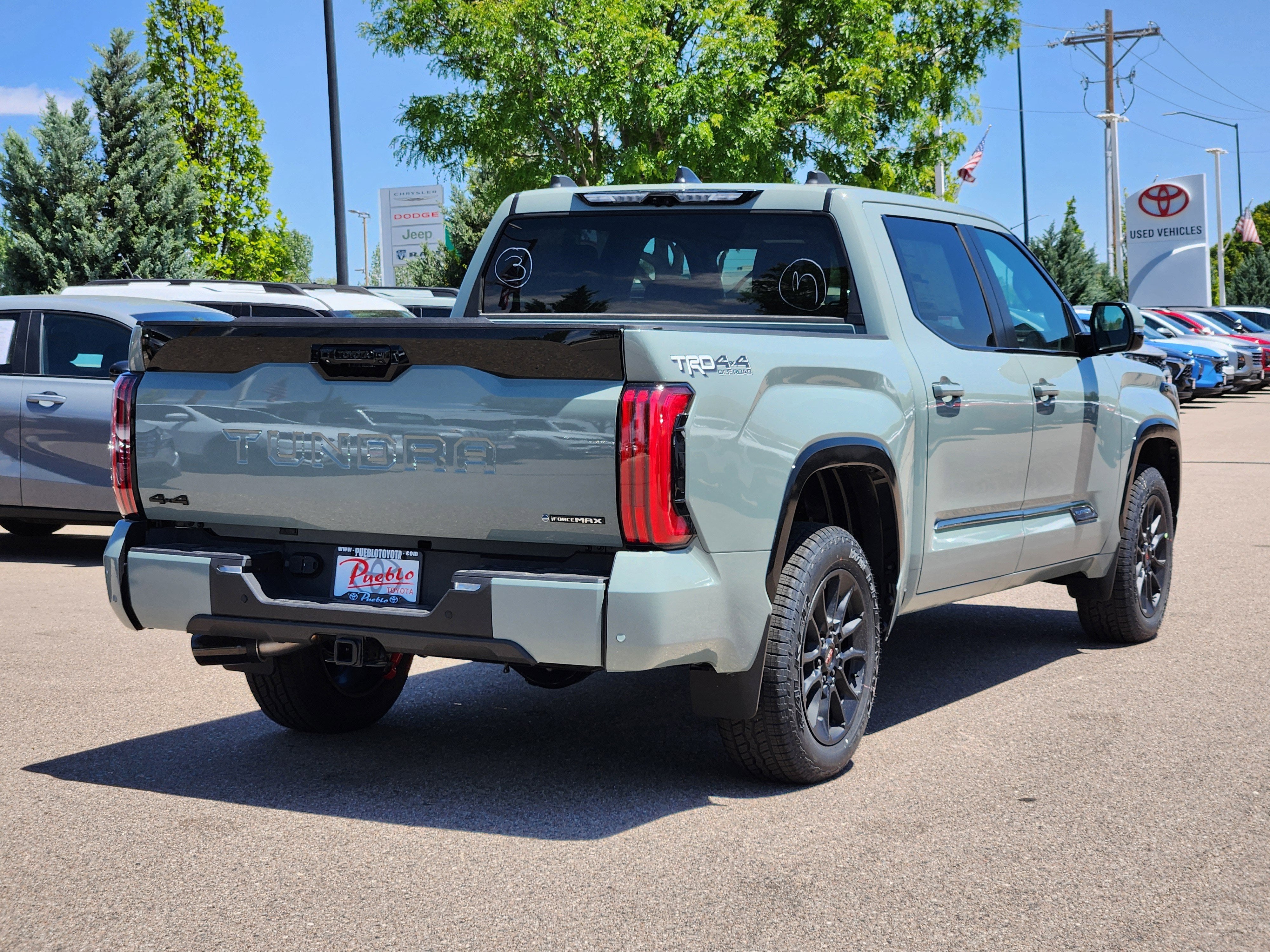 2026 Toyota Tundra i-FORCE MAX Platinum i-FORCE MAX