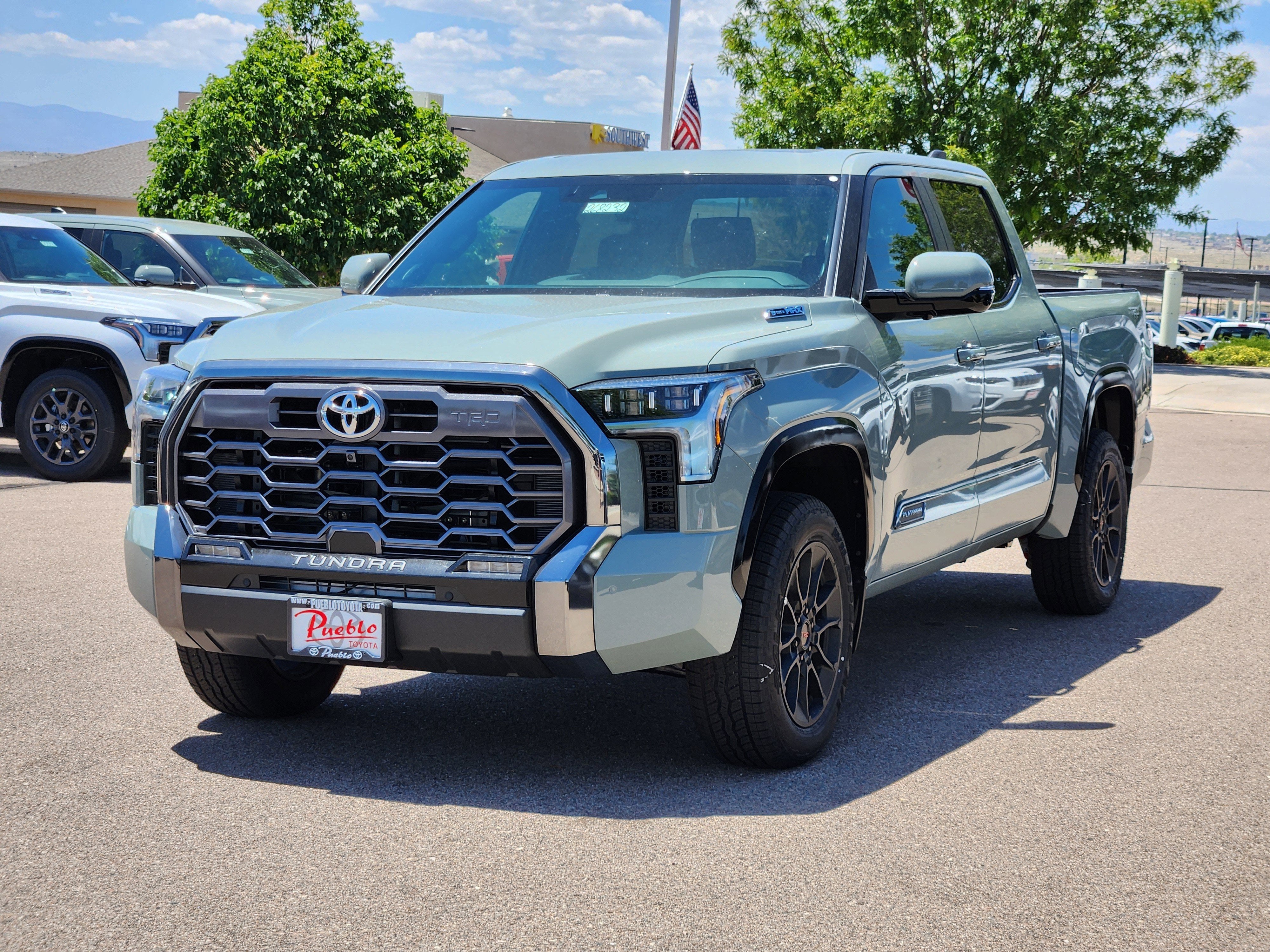 2026 Toyota Tundra i-FORCE MAX Platinum i-FORCE MAX
