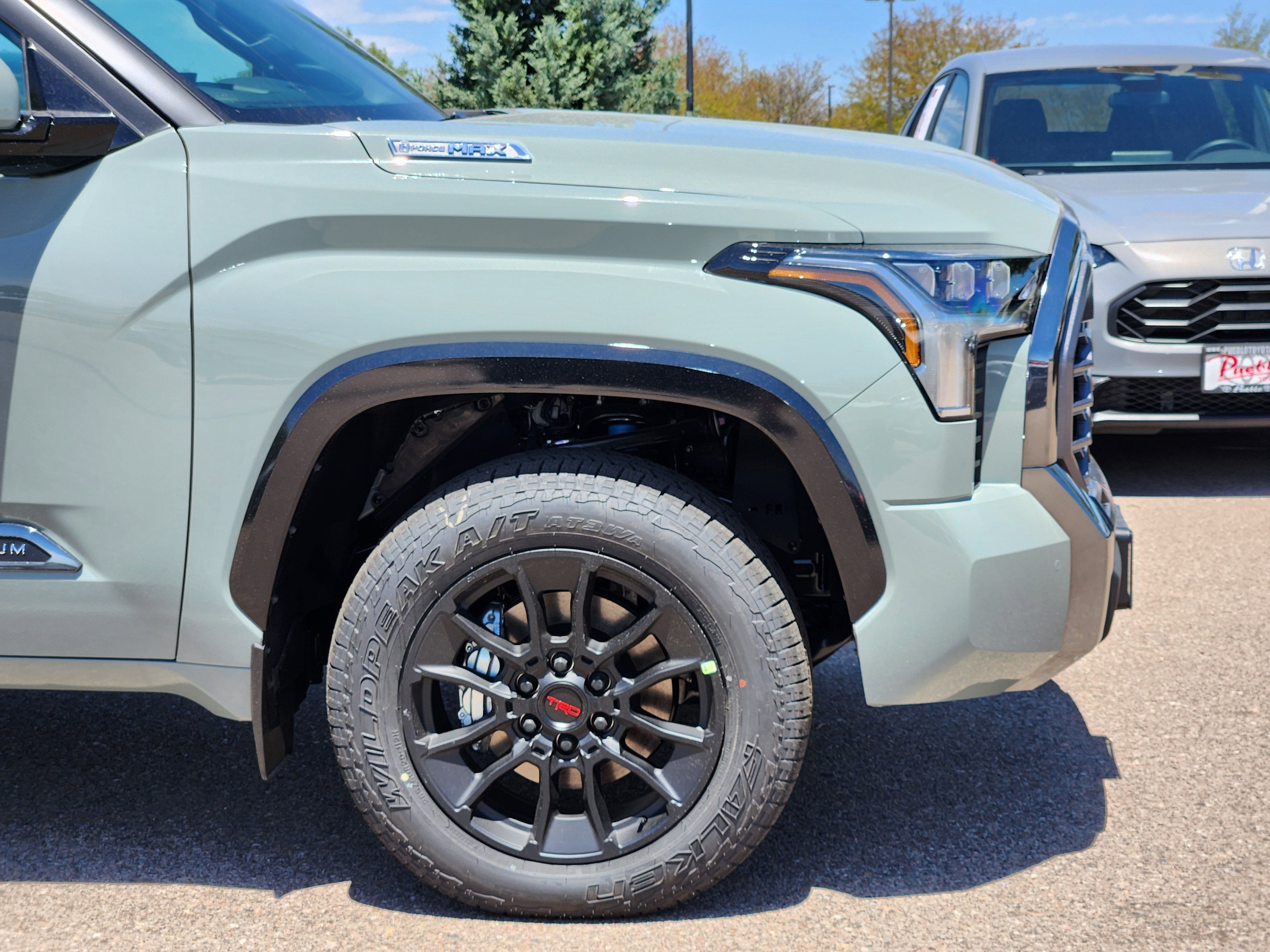2026 Toyota Tundra i-FORCE MAX Platinum i-FORCE MAX