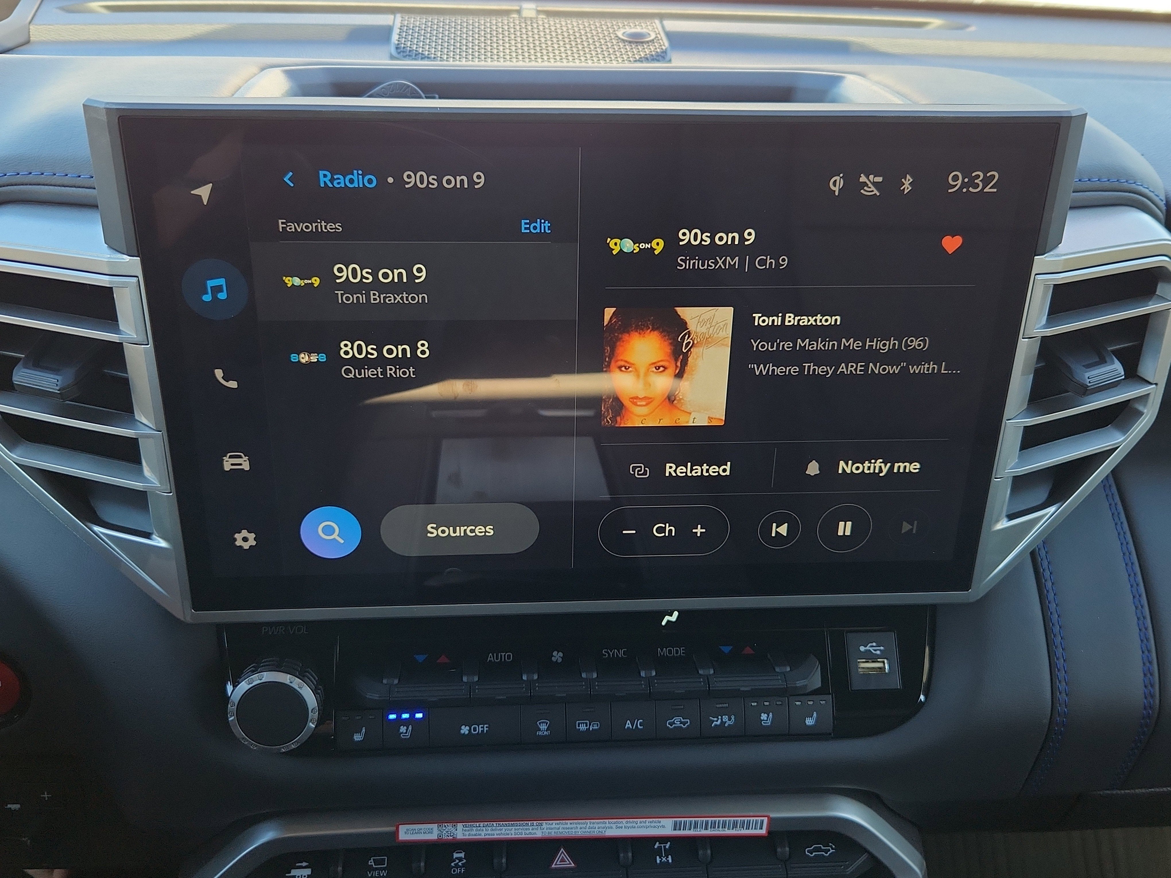 2025 Toyota Tundra i-FORCE MAX Platinum i-FORCE MAX