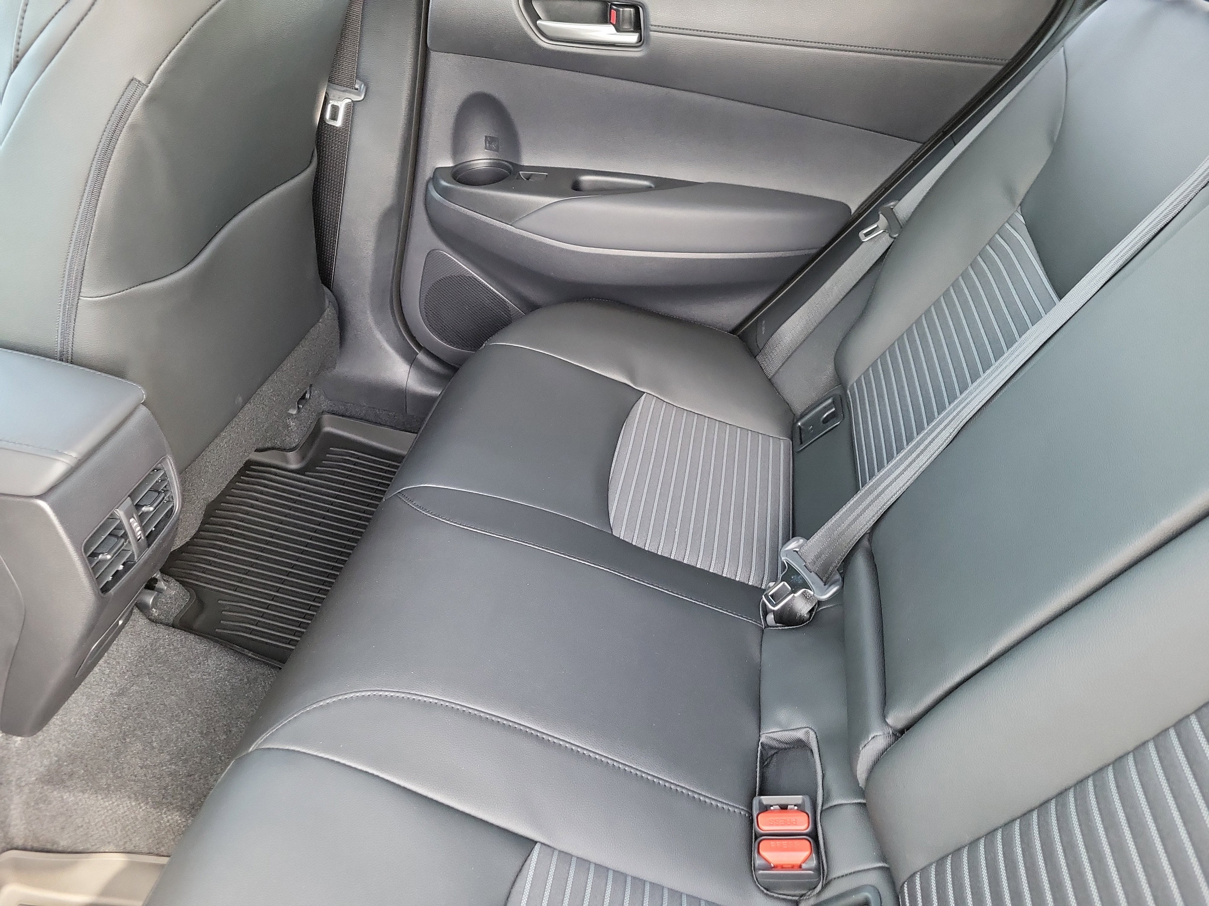 2026 Toyota Corolla Cross Hybrid Hybrid XSE