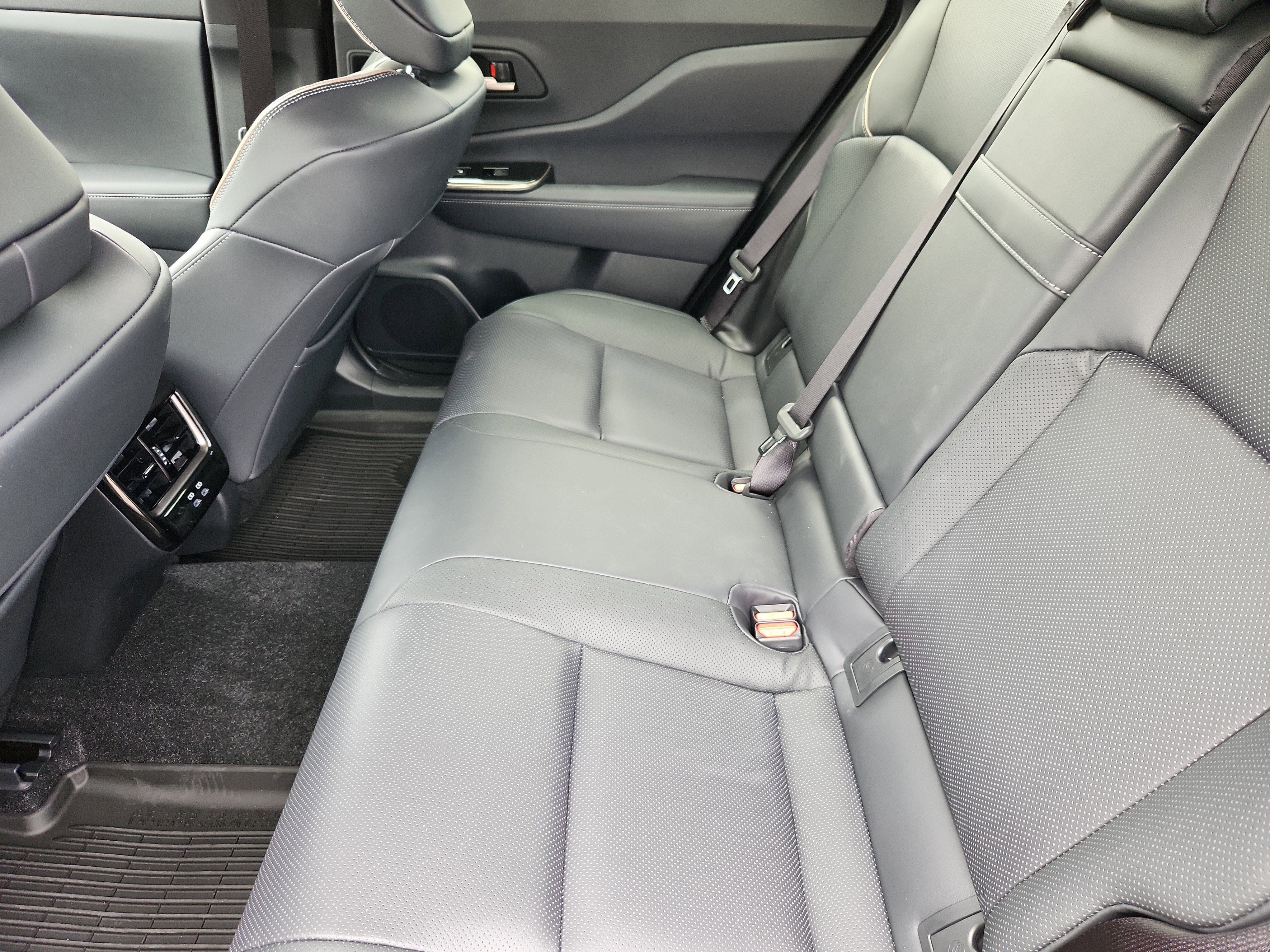2026 Toyota Crown Signia Limited AWD