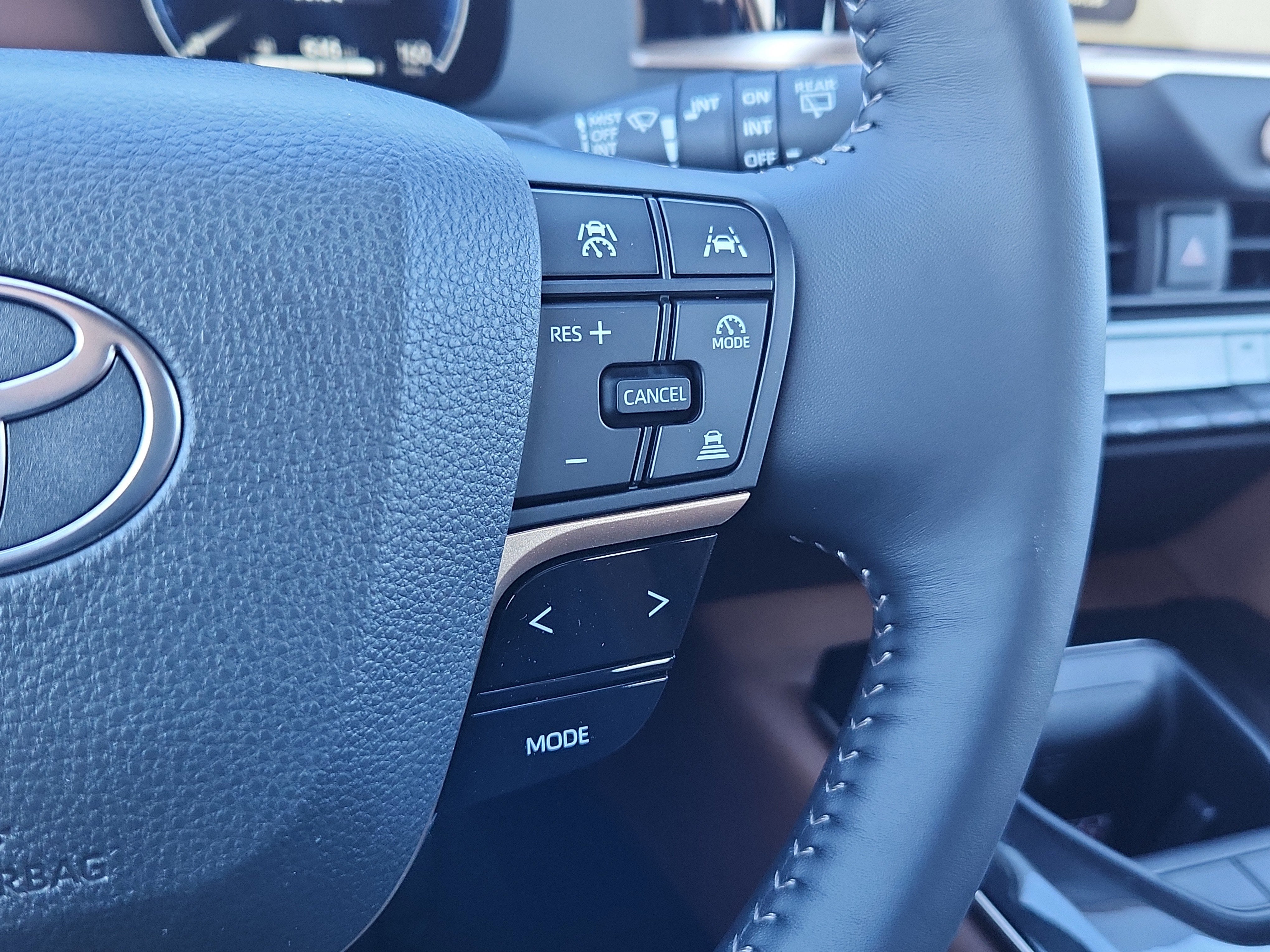 2026 Toyota Toyota Crown Signia XLE