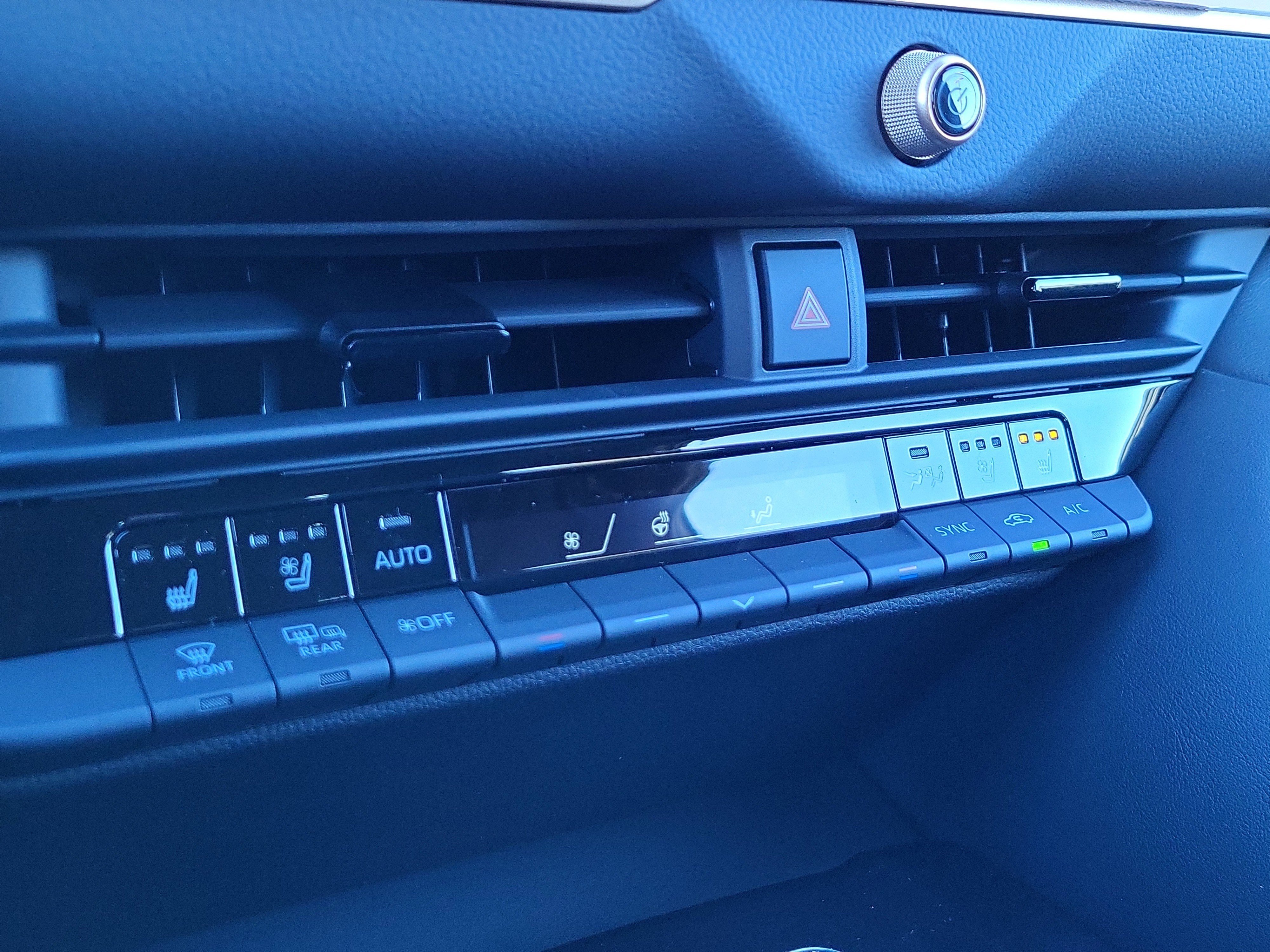 2025 Toyota Toyota Crown Signia Limited