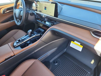 2026 Toyota Toyota Crown Signia Limited