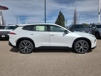 2026 Toyota Toyota Crown Signia XLE