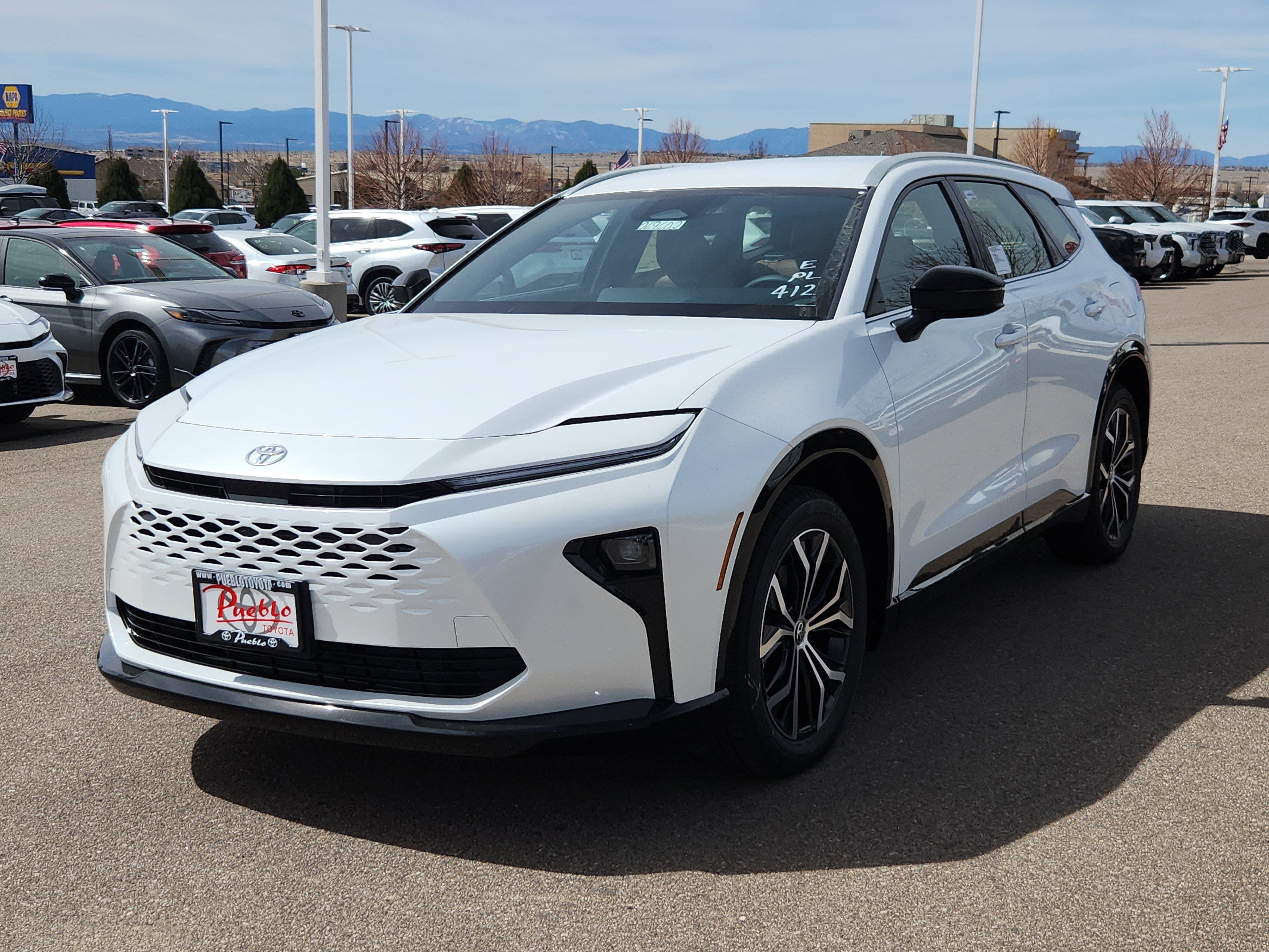 2026 Toyota Toyota Crown Signia XLE