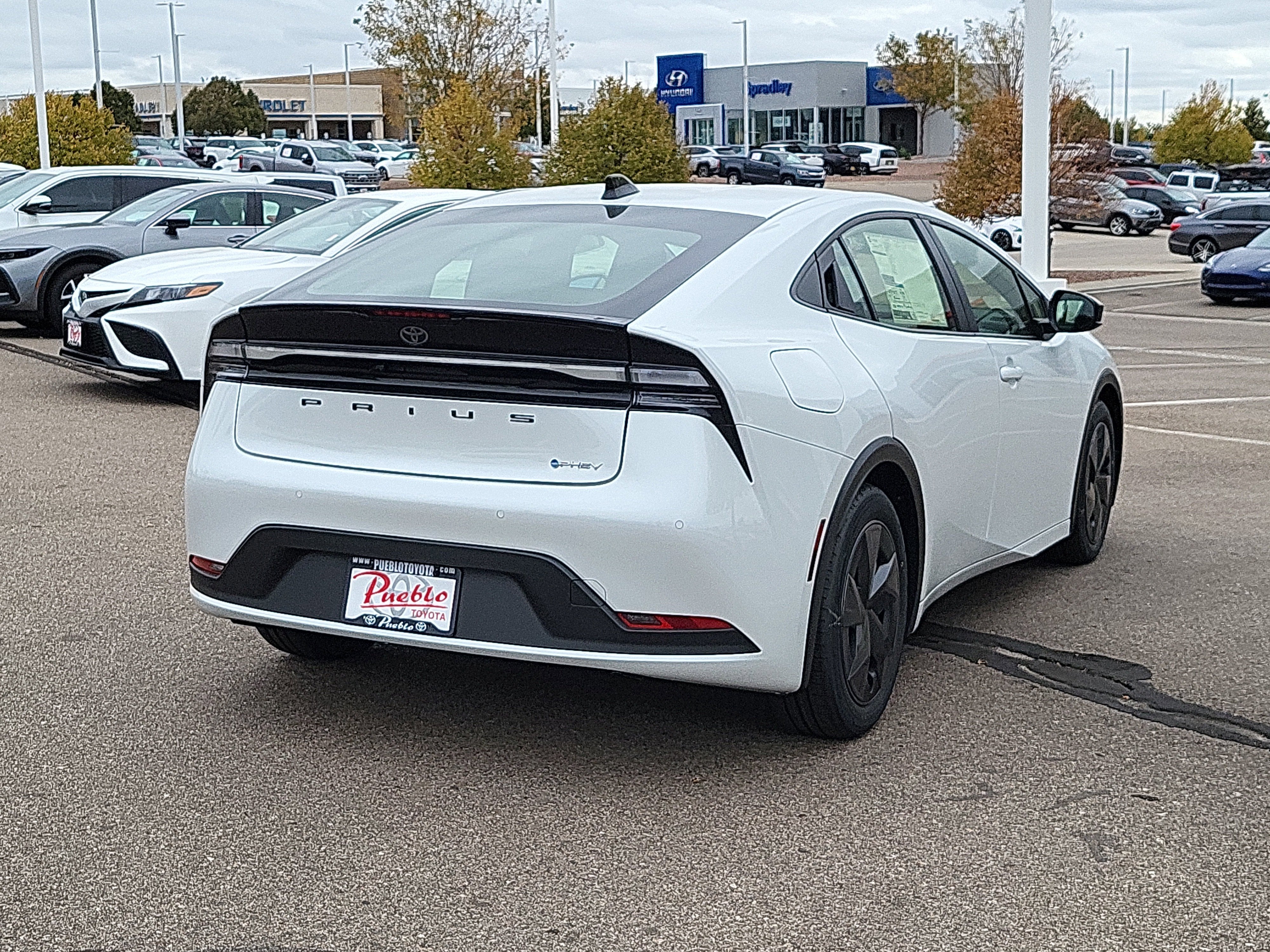 2026 Toyota Prius Plug-in Hybrid SE